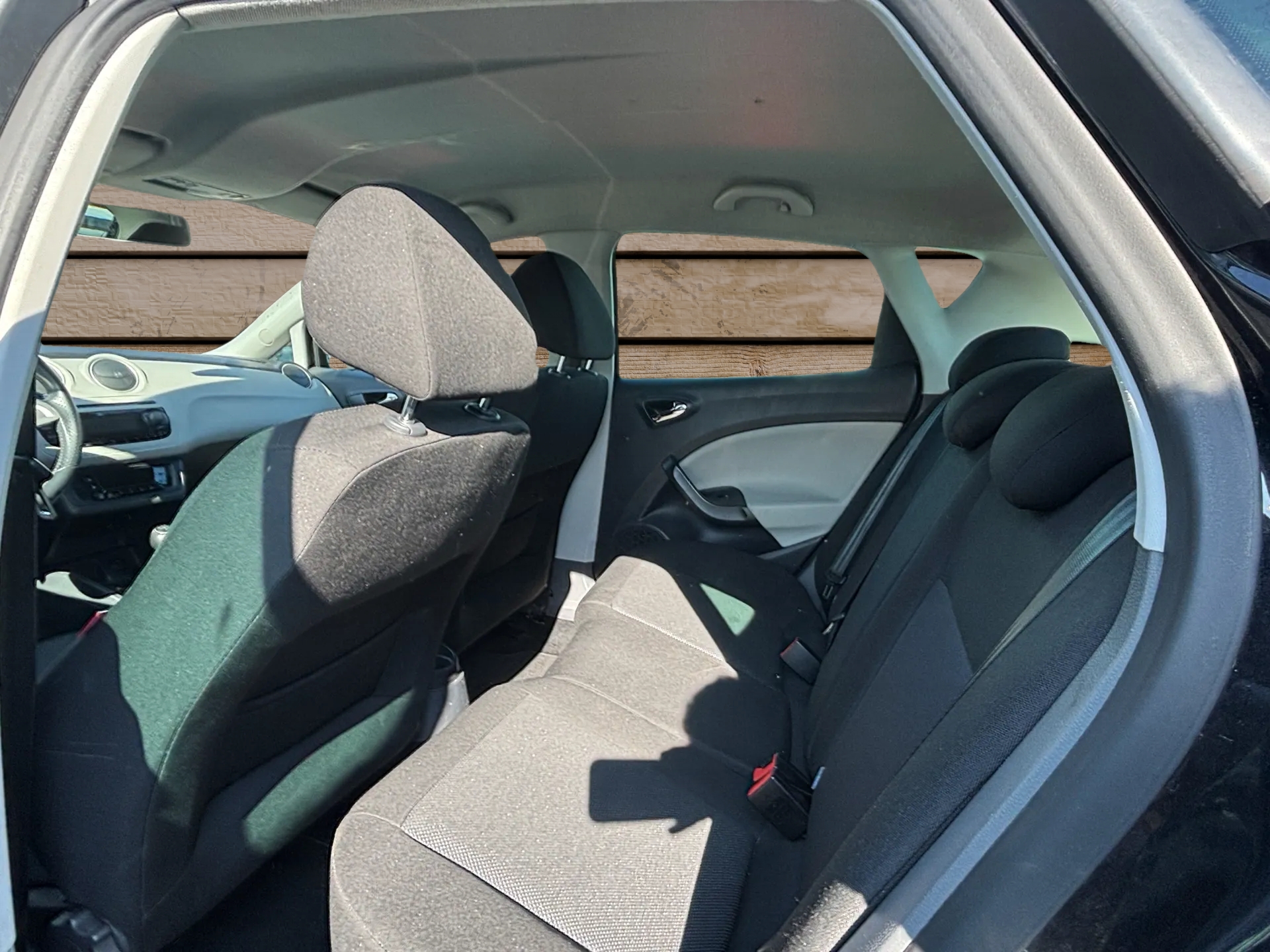 SEAT Ibiza 1.4 Sport-image-5