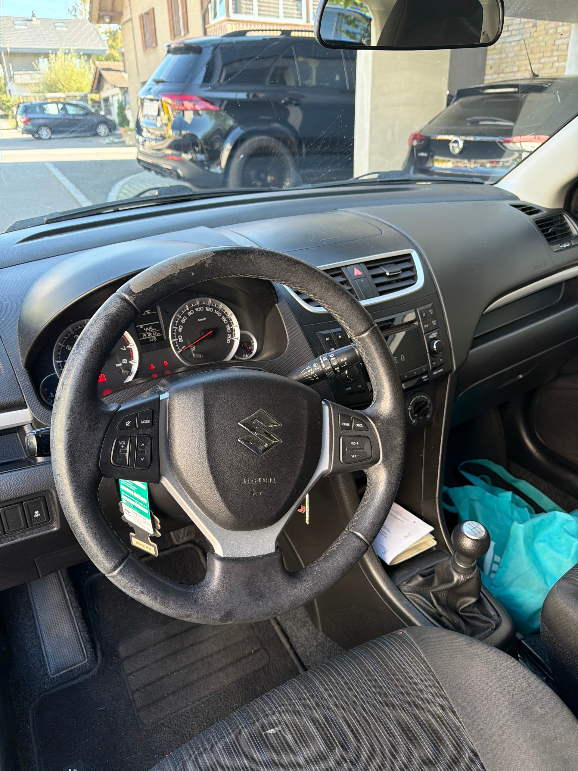 SUZUKI SWIFT-image-5