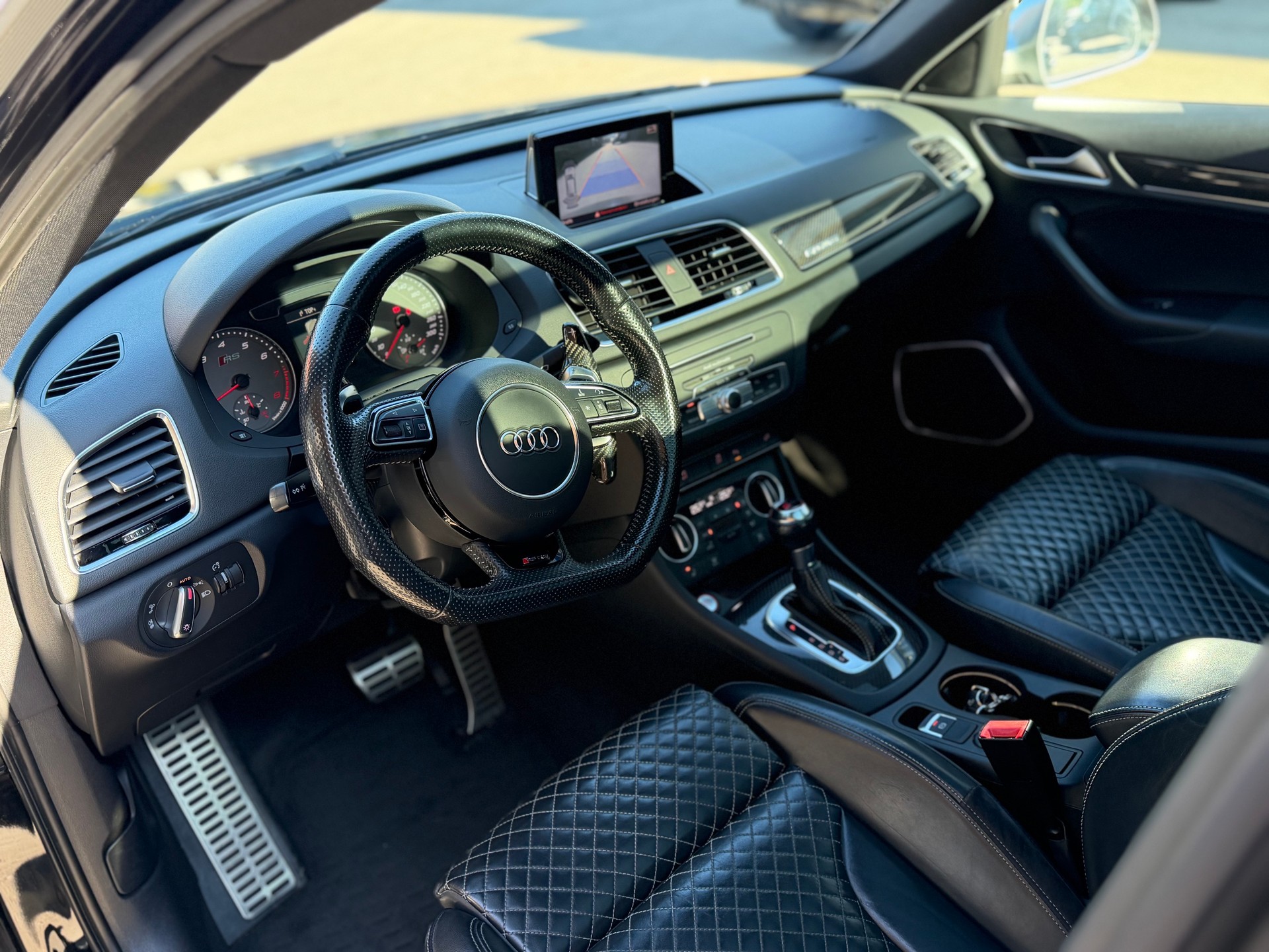 AUDI RS Q3 2.5 TFSI quattro S-tronic-image-6