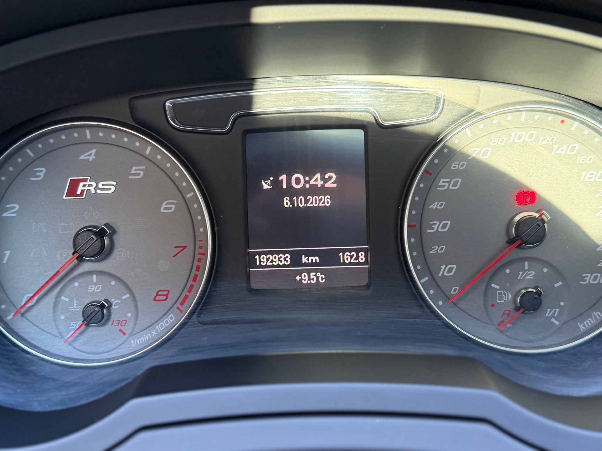 AUDI RS Q3 2.5 TFSI quattro S-tronic-image-5