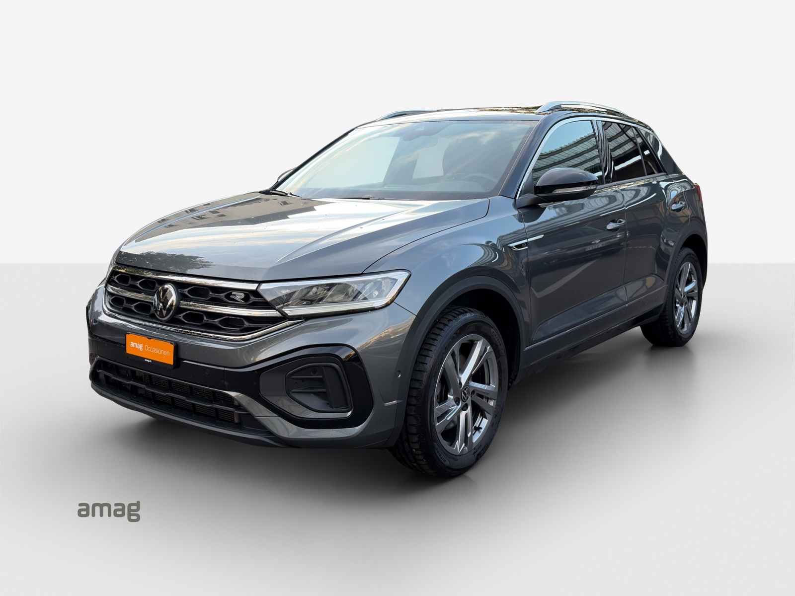 VW T-Roc 2.0 TSI R-Line DSG 4Motion-image-0