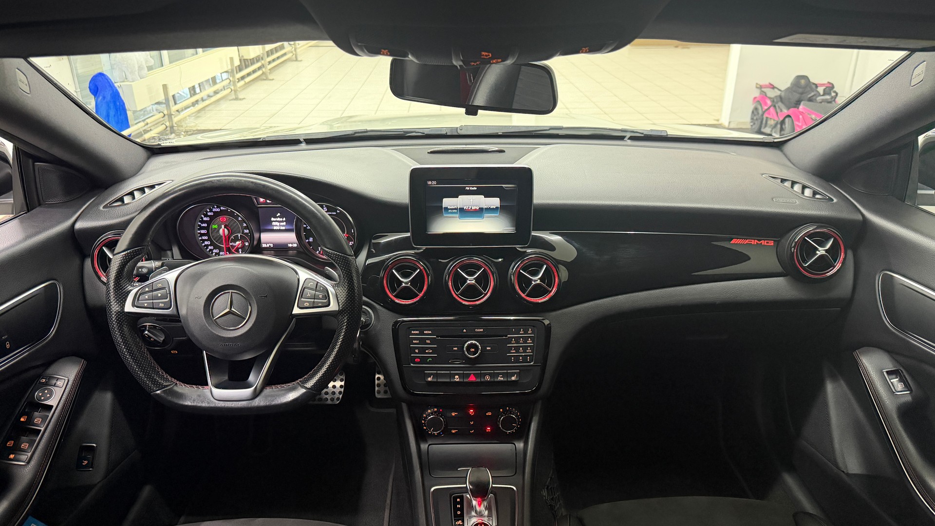 MERCEDES-BENZ CLA 45 AMG 4Matic Speedshift-image-7