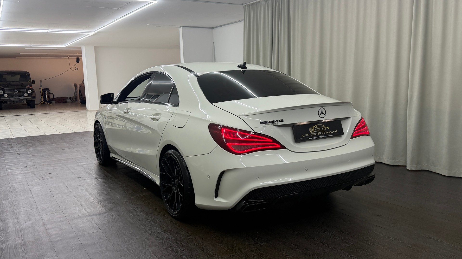 MERCEDES-BENZ CLA 45 AMG 4Matic Speedshift-image-5
