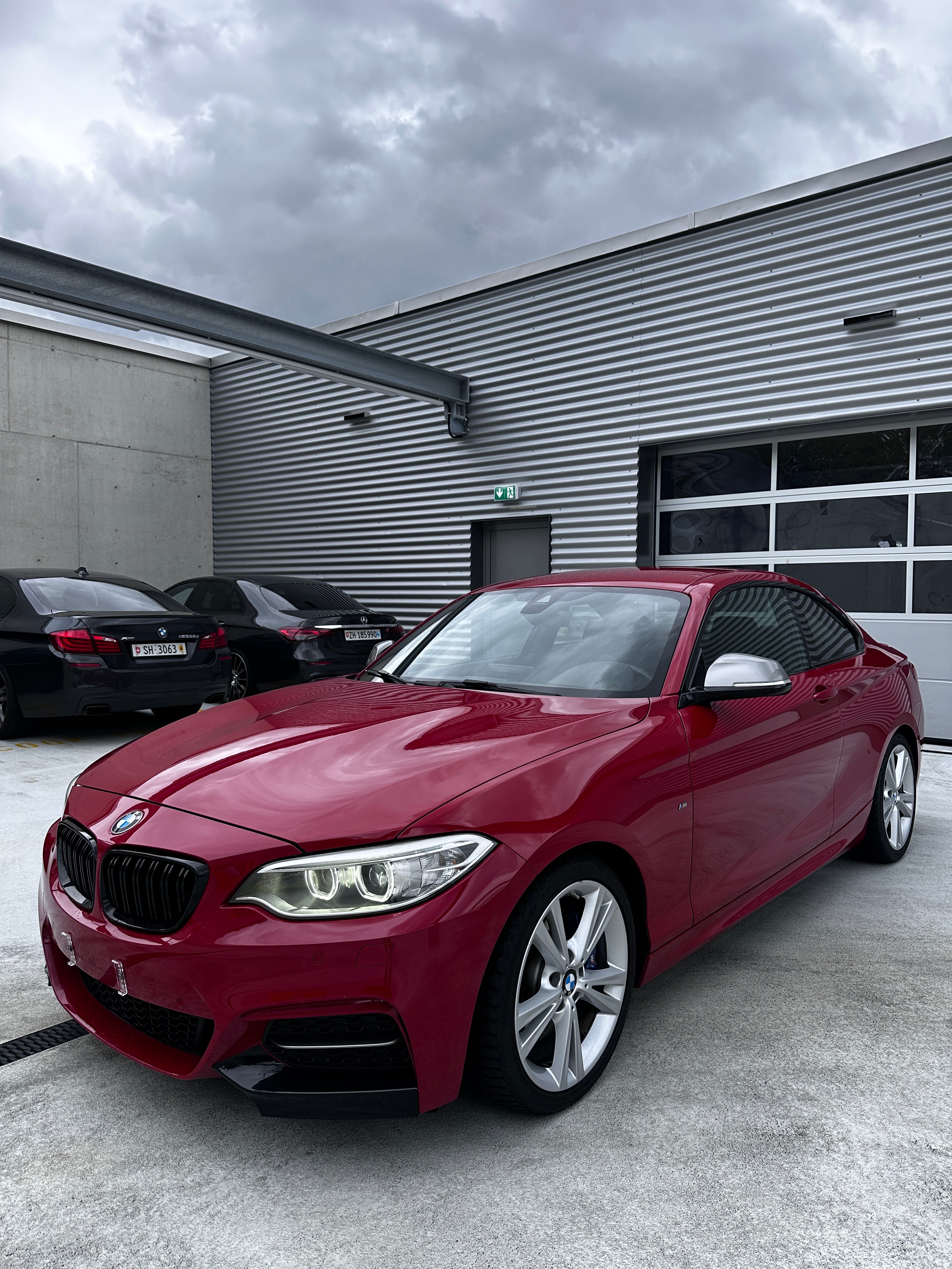 Car photo