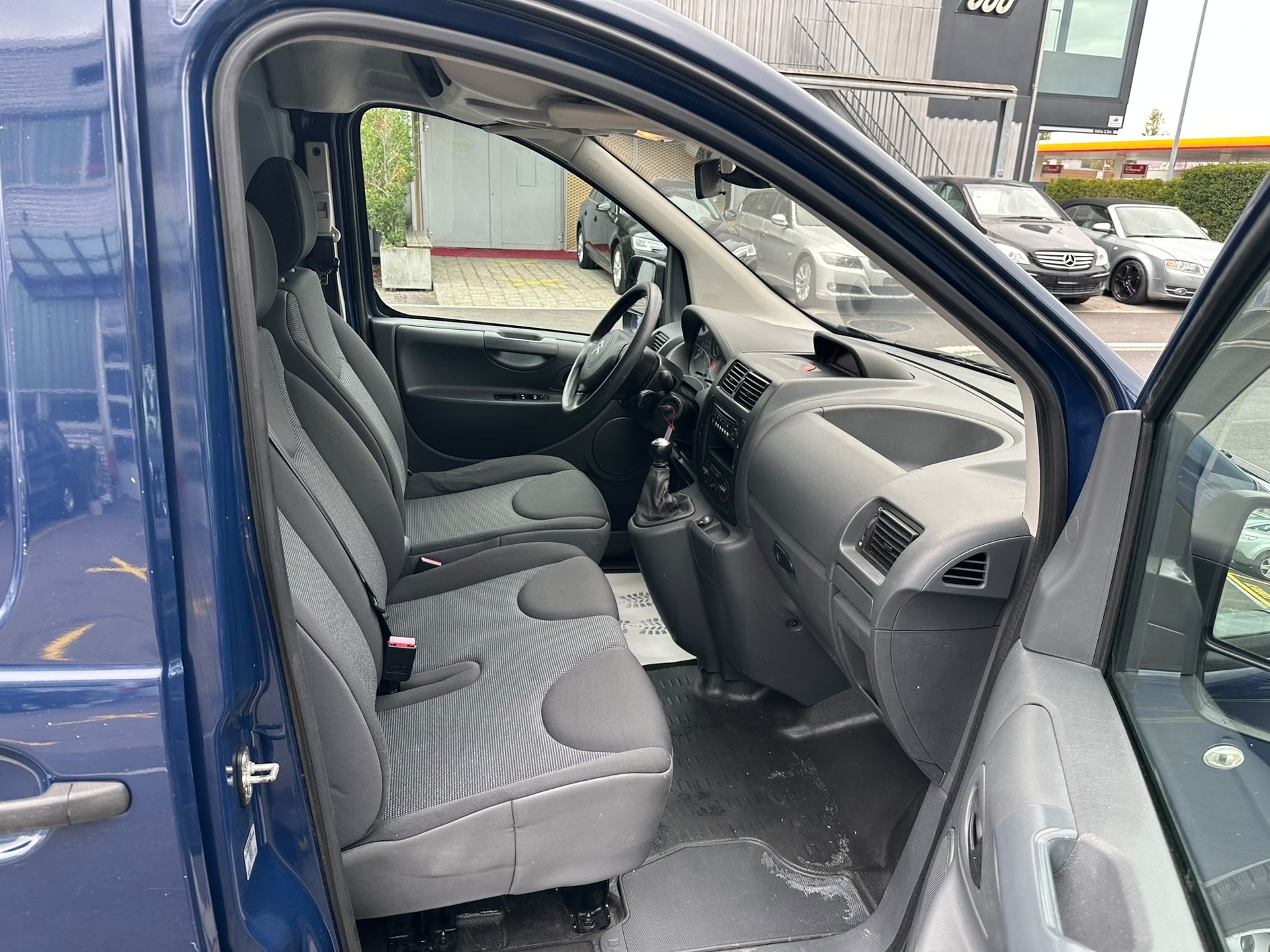 CITROEN Jumpy 2.0 HDi 12 L2H1-image-16