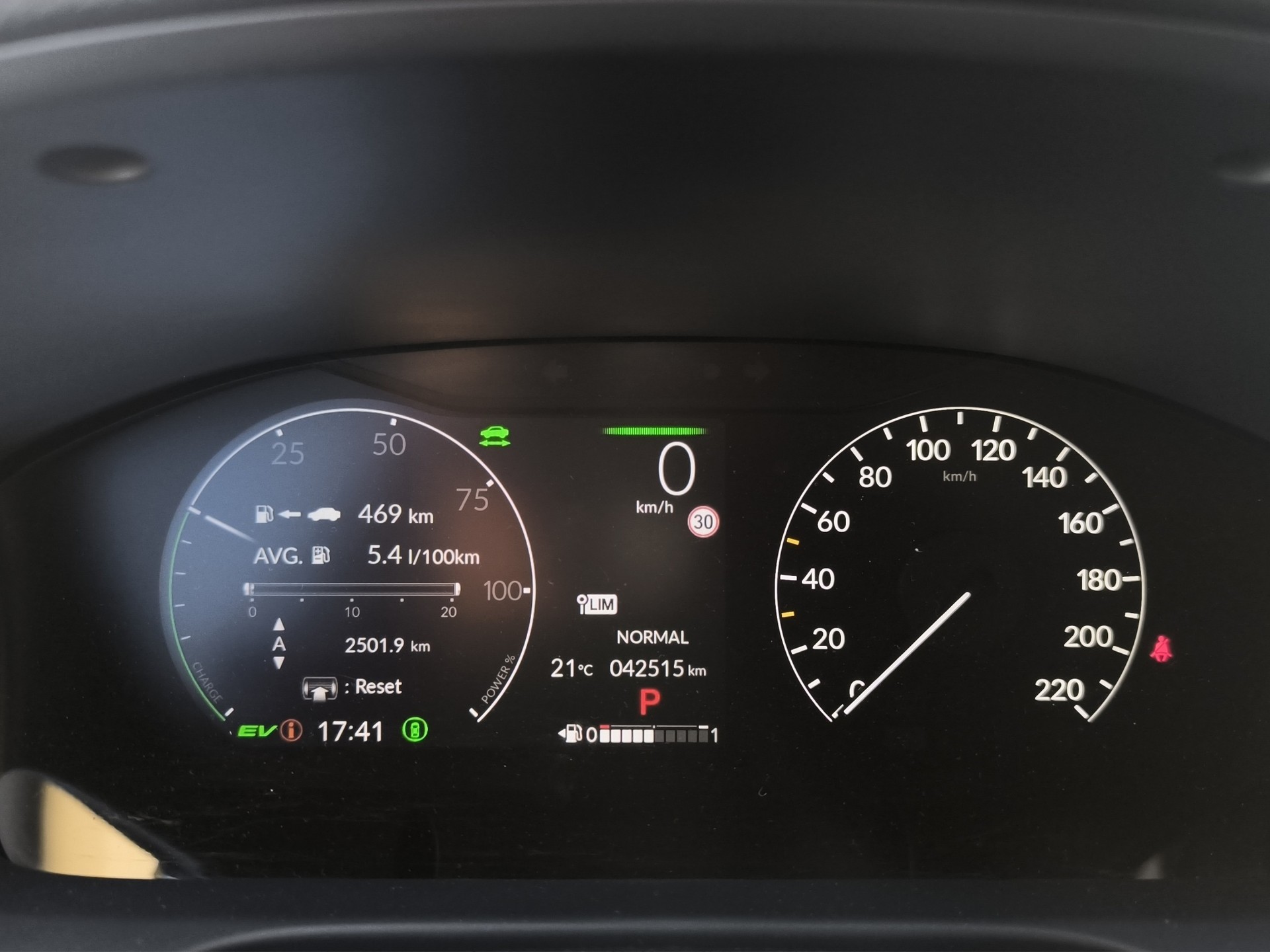 HONDA ZR-V 2.0 i-MMD Sport-image-9