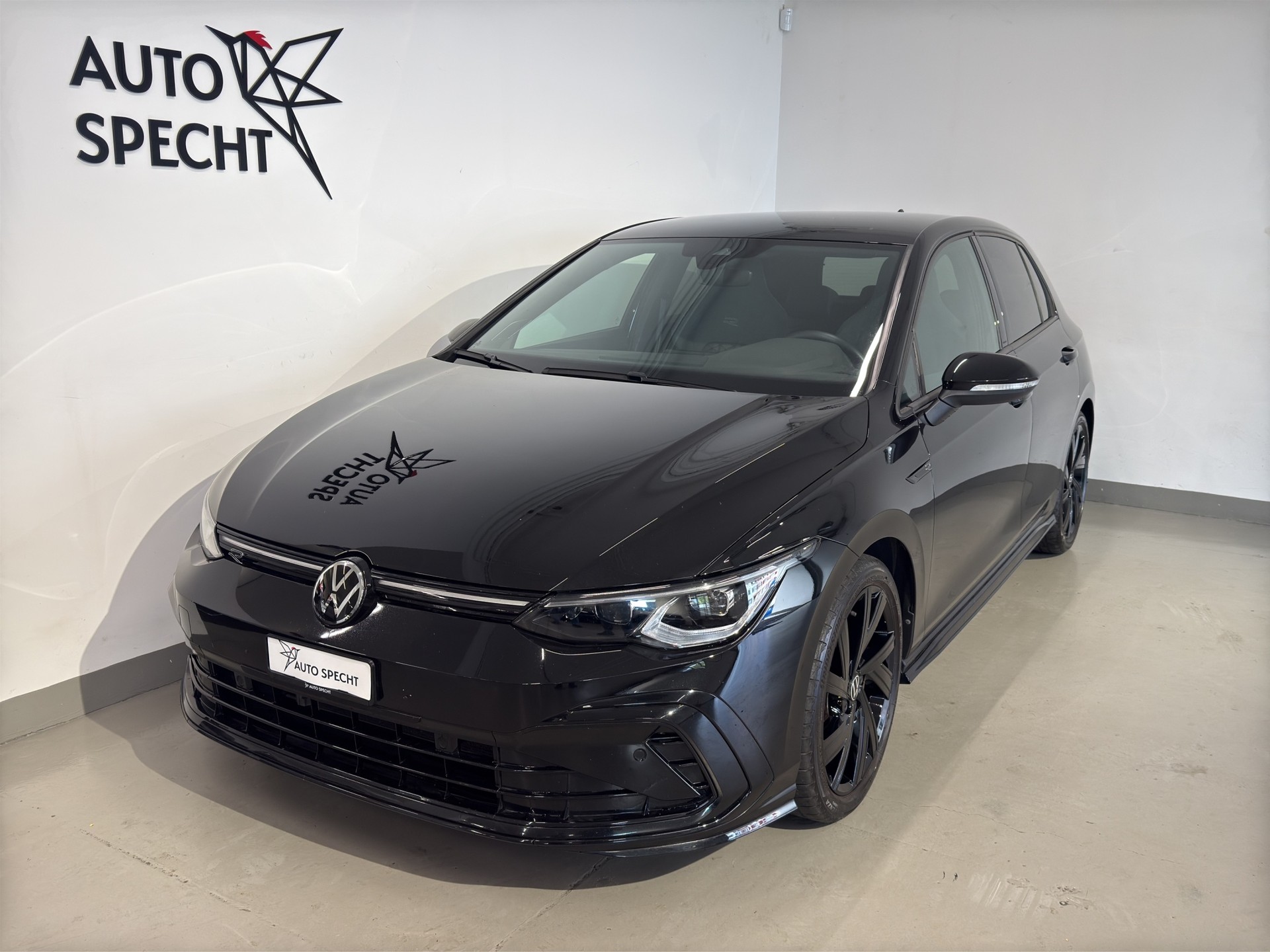 VW Golf 1.5 eTSI mHEV ACT R-Line DSG
