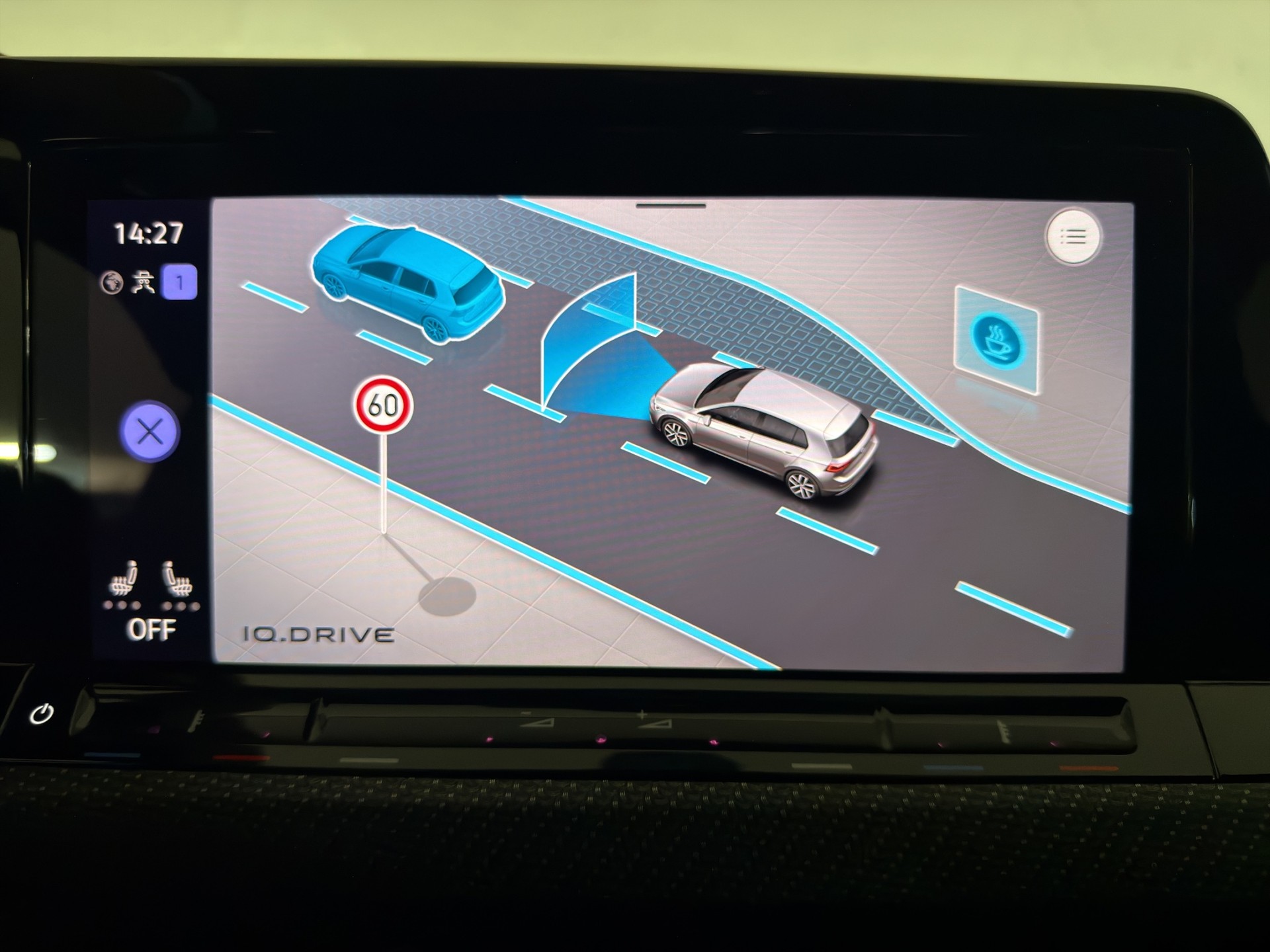 VW Golf 1.5 eTSI mHEV ACT R-Line DSG-image-23