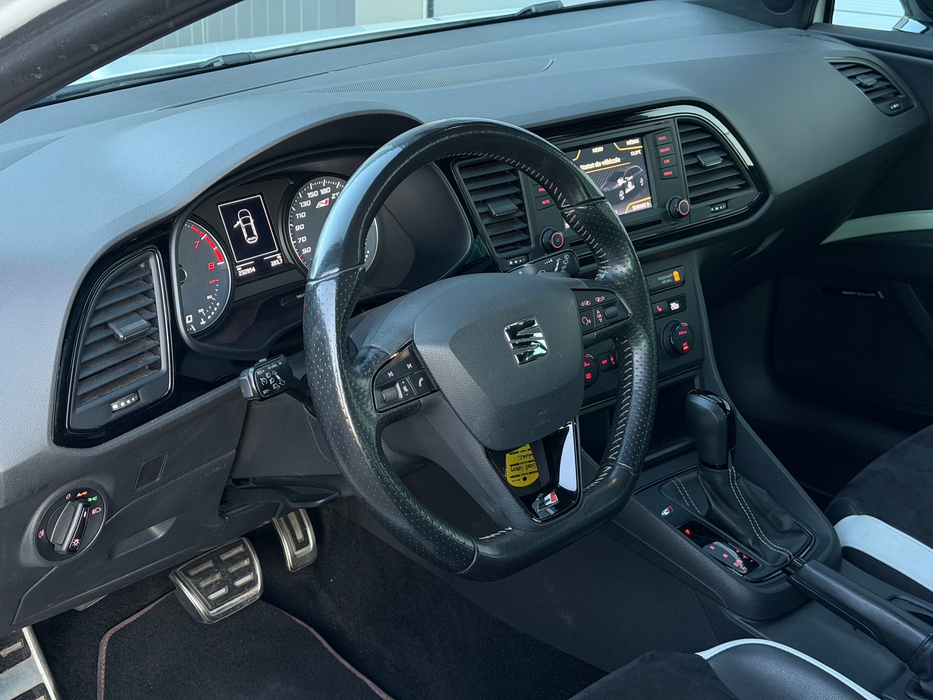 SEAT Leon ST 2.0 TSI Cupra 280 DSG-image-8