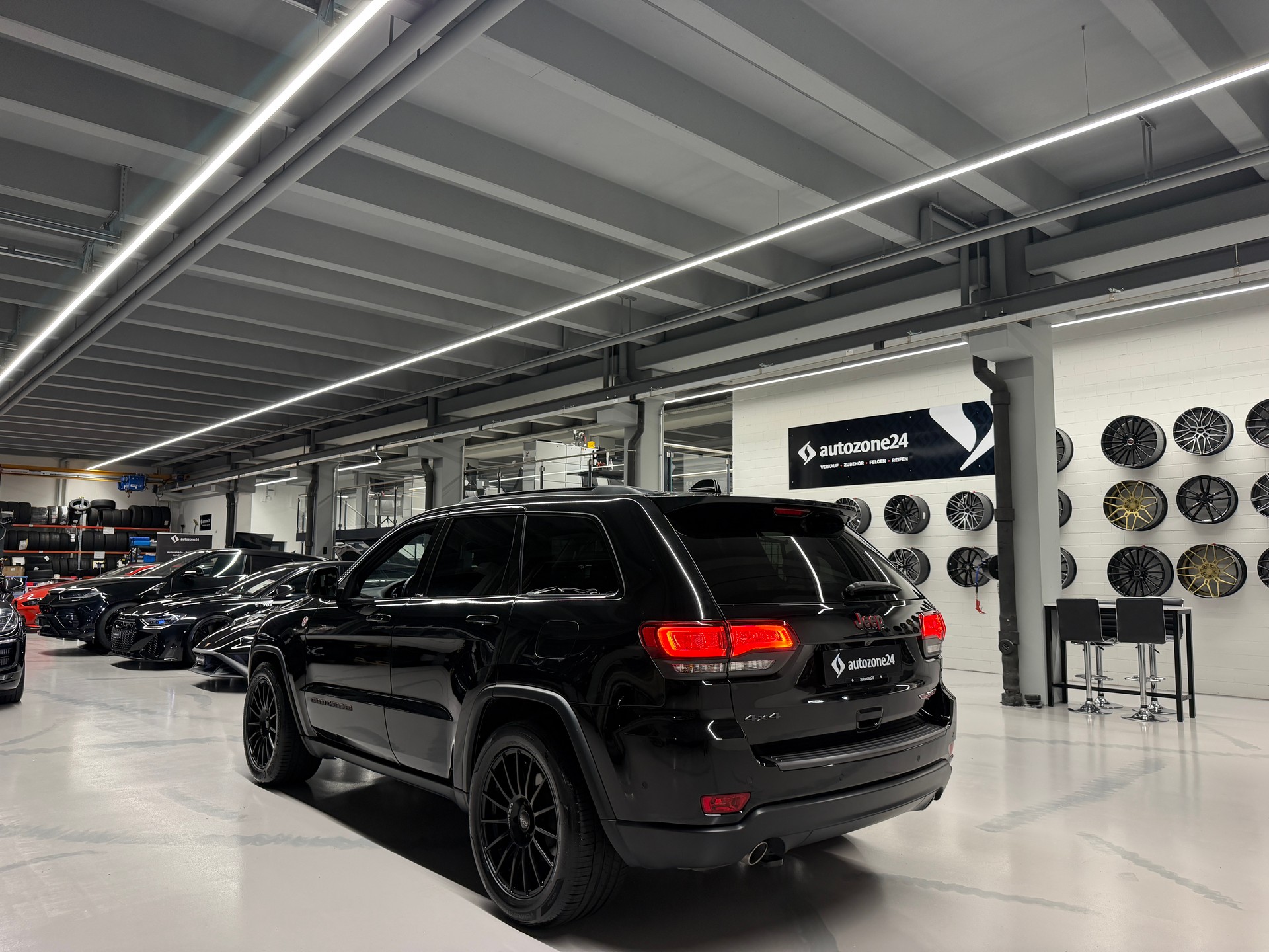JEEP Grand Cherokee 3.0 CRD 250 Trailhawk-image-5