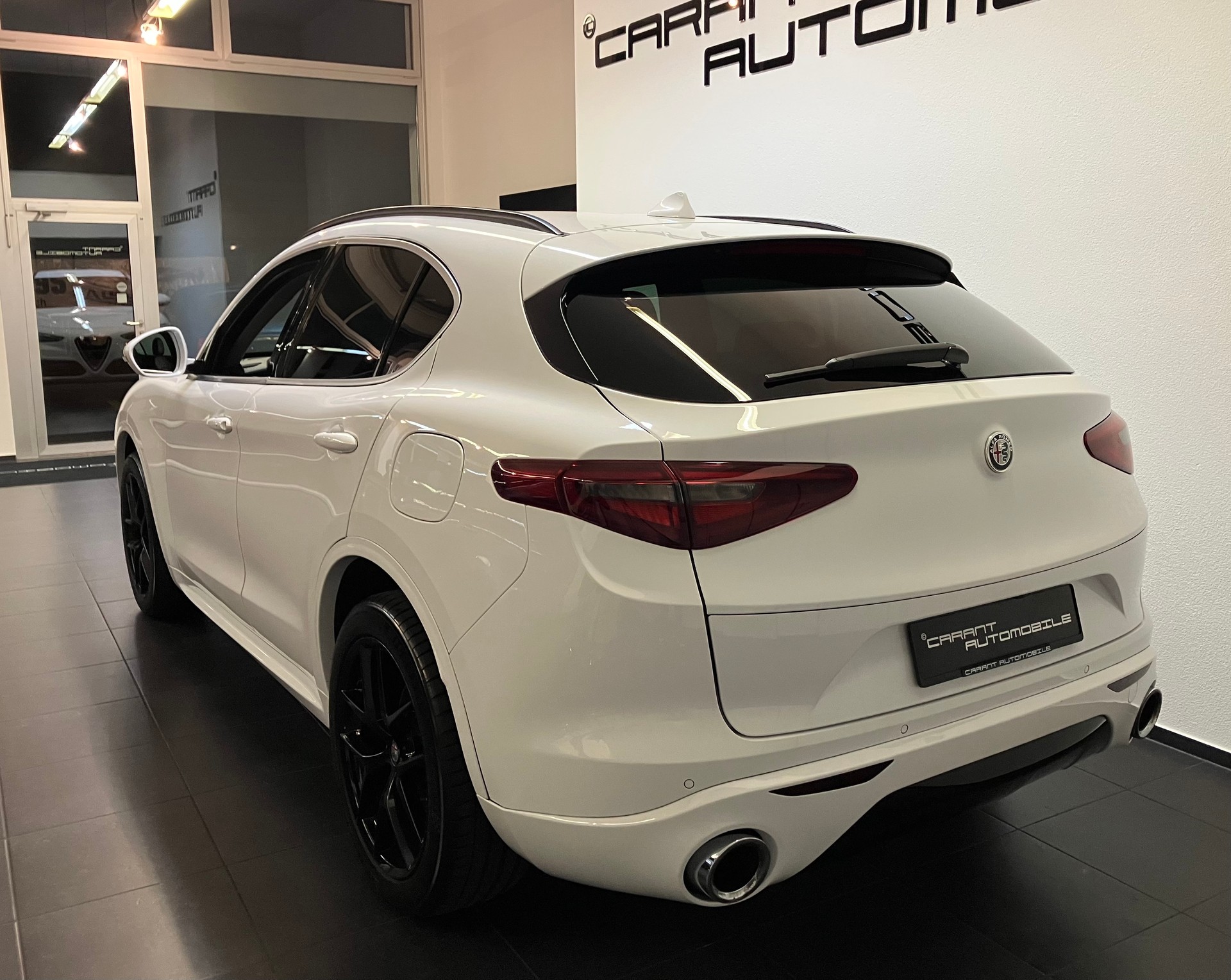 ALFA ROMEO Stelvio 2.0 First Edition Q4 Automatic-image-8