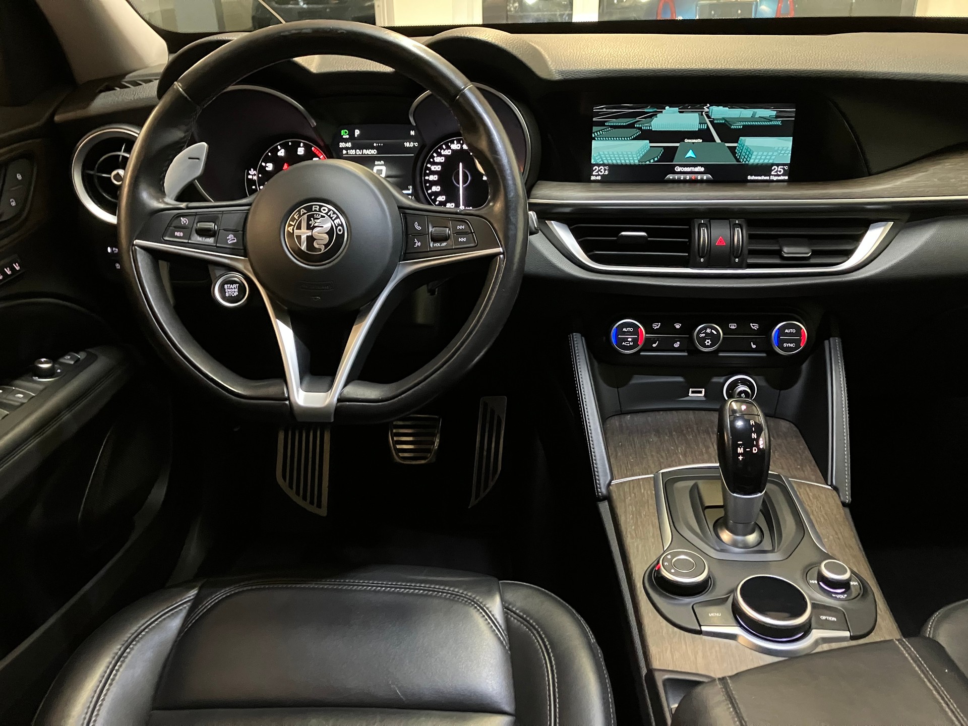 ALFA ROMEO Stelvio 2.0 First Edition Q4 Automatic-image-14
