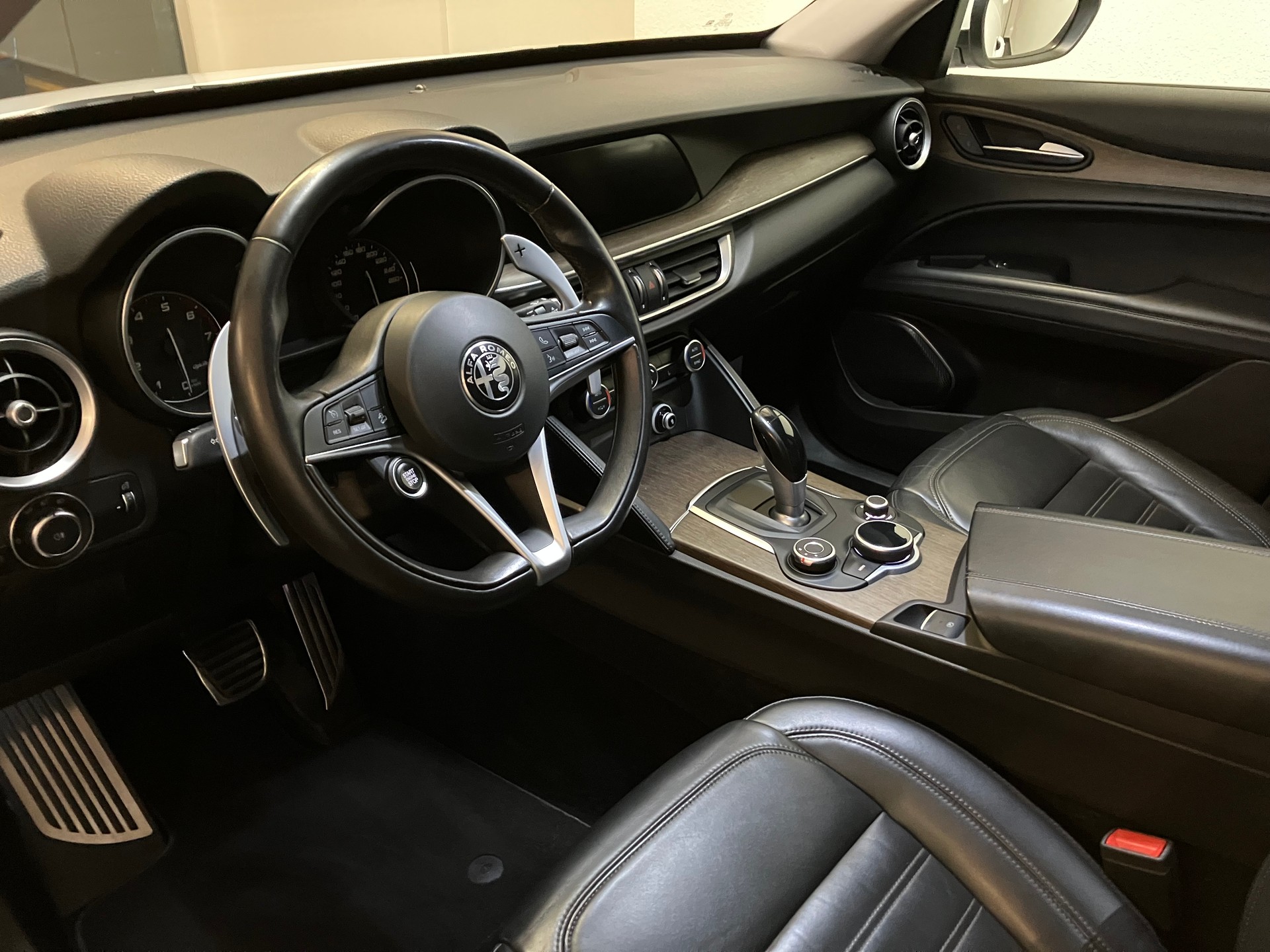 ALFA ROMEO Stelvio 2.0 First Edition Q4 Automatic-image-11