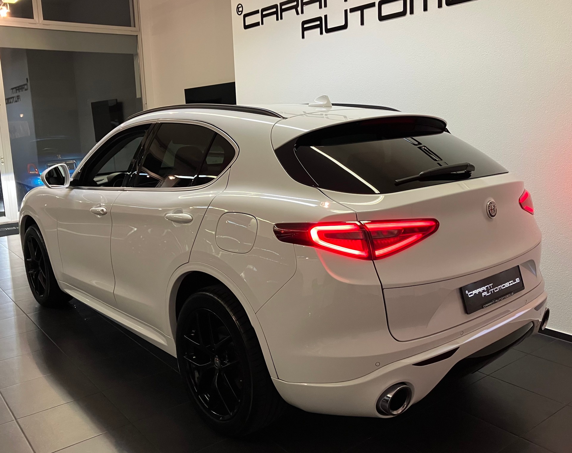 ALFA ROMEO Stelvio 2.0 First Edition Q4 Automatic-image-7