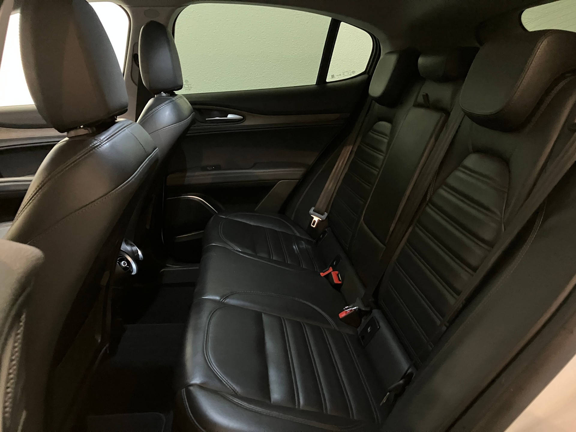 ALFA ROMEO Stelvio 2.0 First Edition Q4 Automatic-image-15
