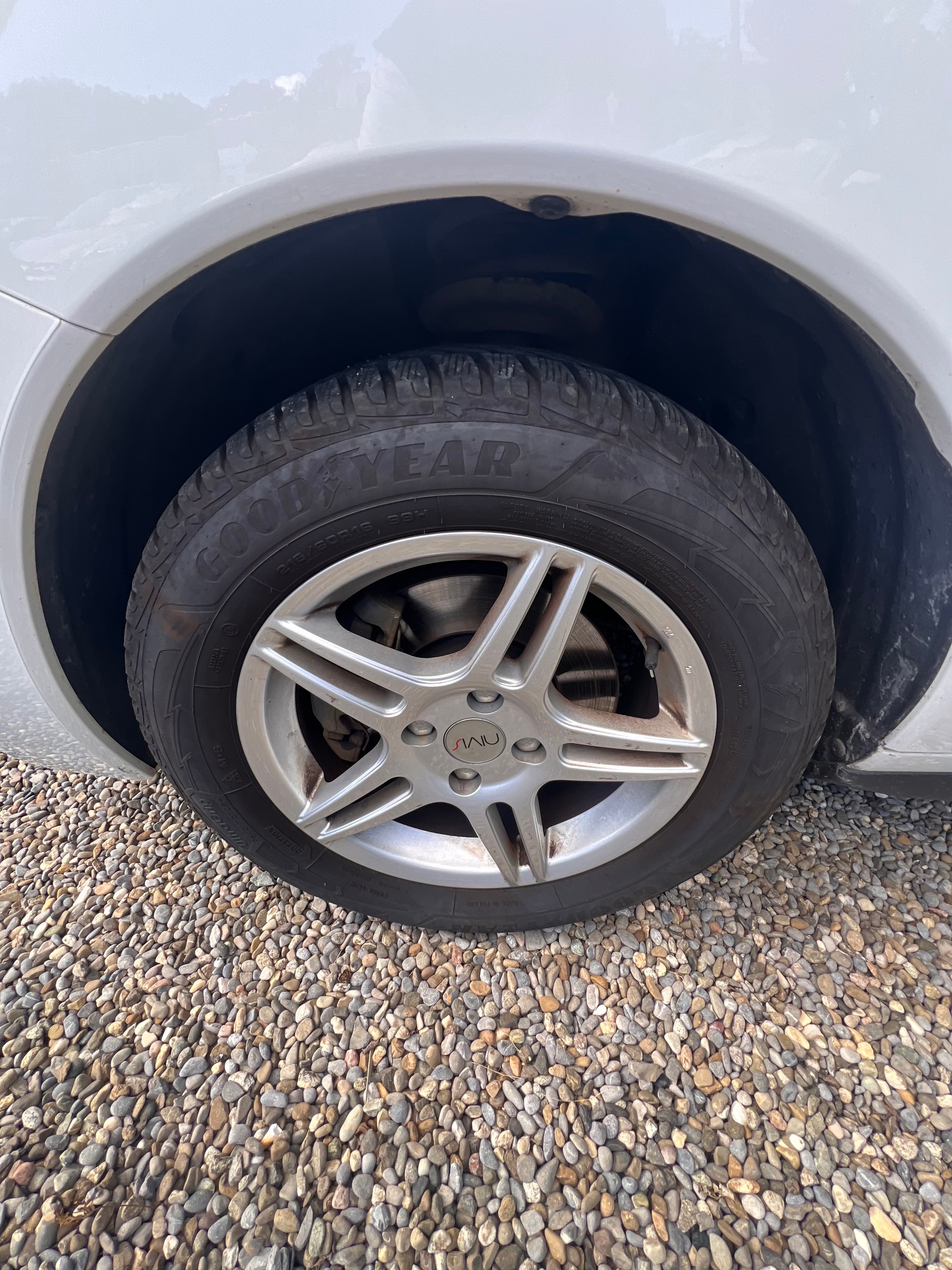 PEUGEOT 3008 HYbrid4 2.0 HDI EGS6-image-12