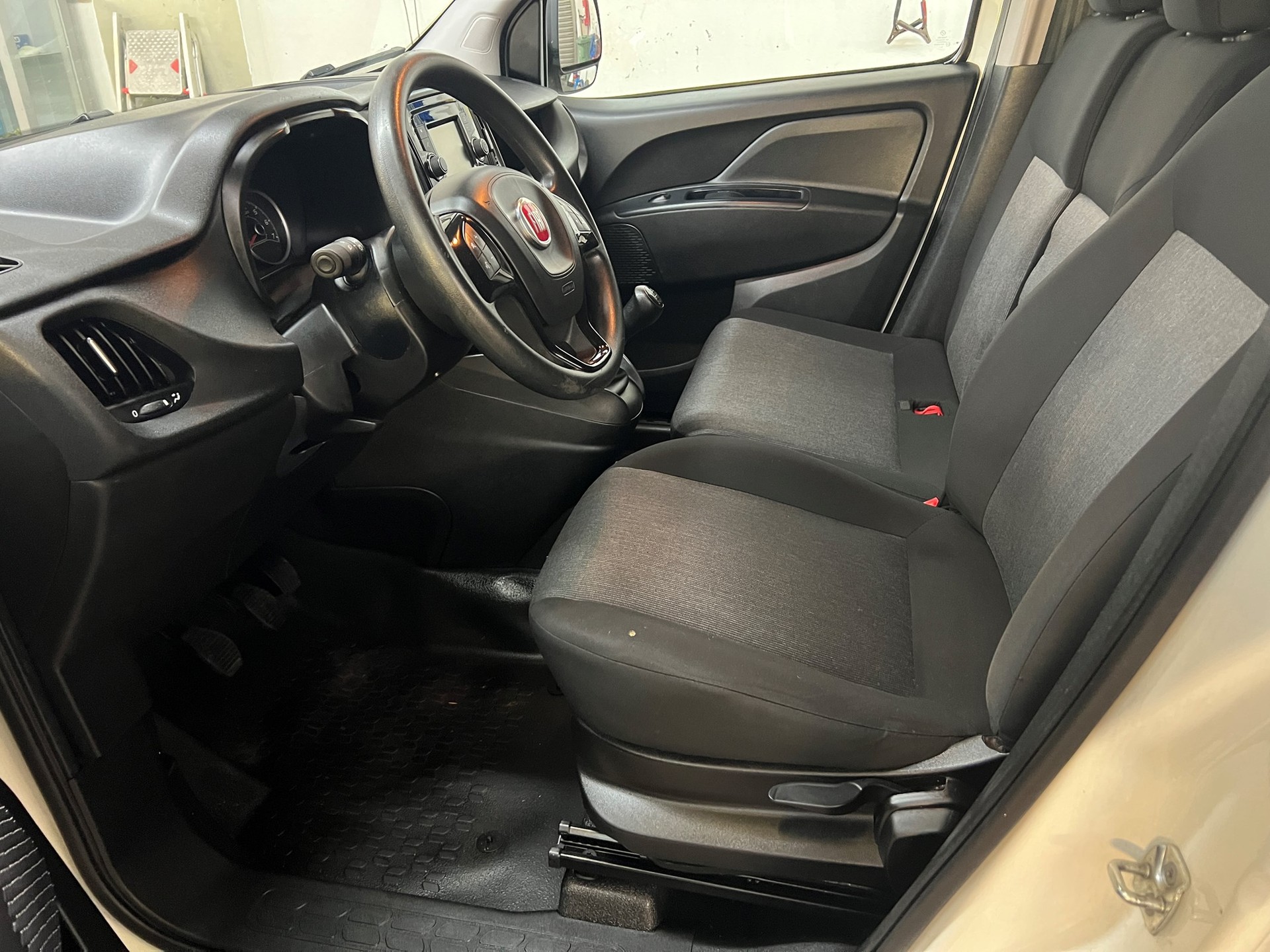 FIAT Doblò 1.3 Multijet Cargo Swiss-image-11