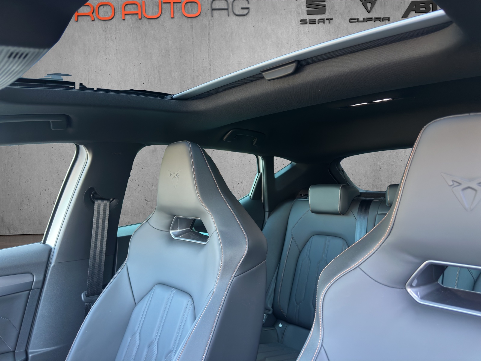 CUPRA LEON VZ 2.0 TSI DSG-image-16