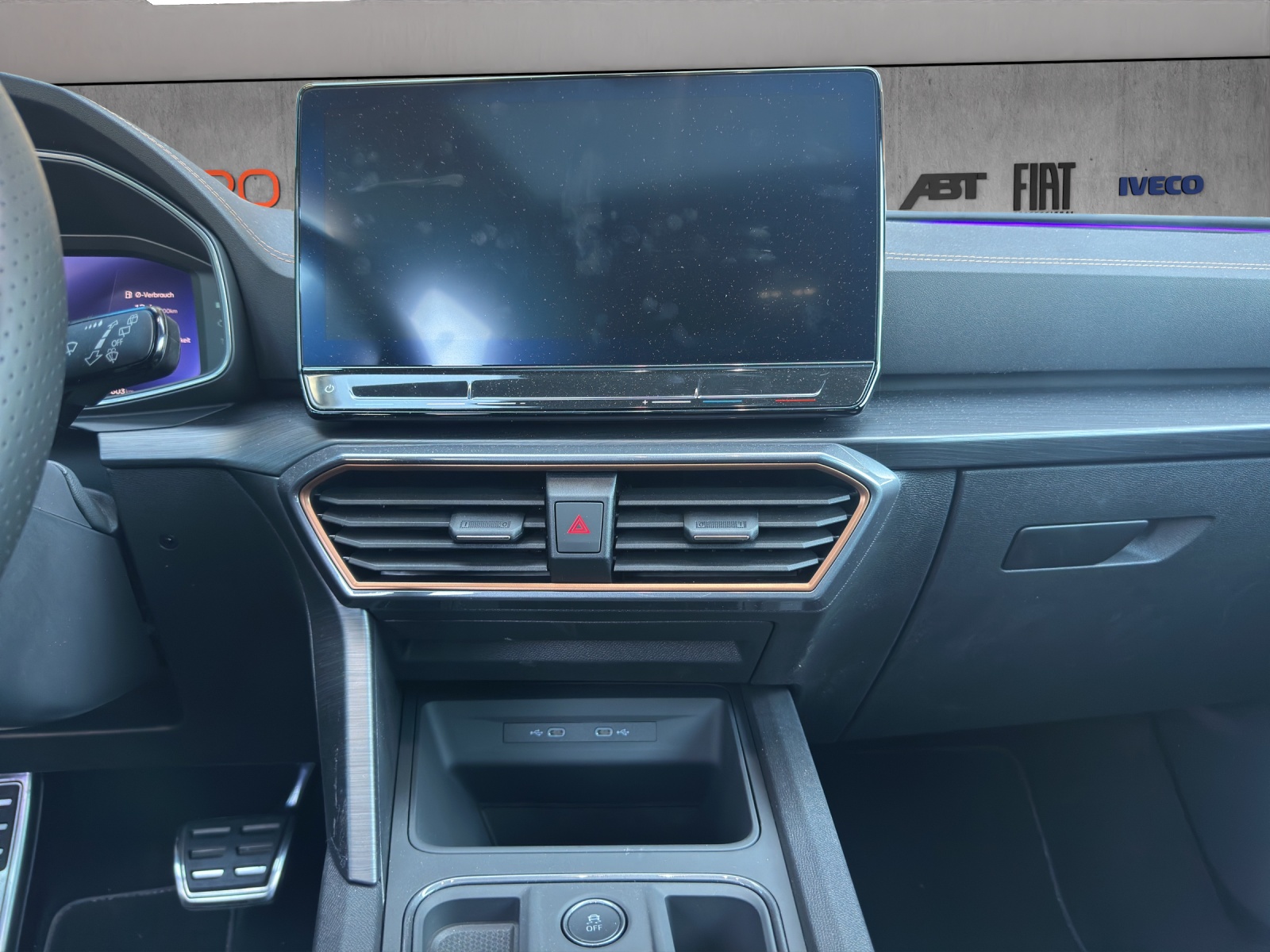 CUPRA LEON VZ 2.0 TSI DSG-image-14