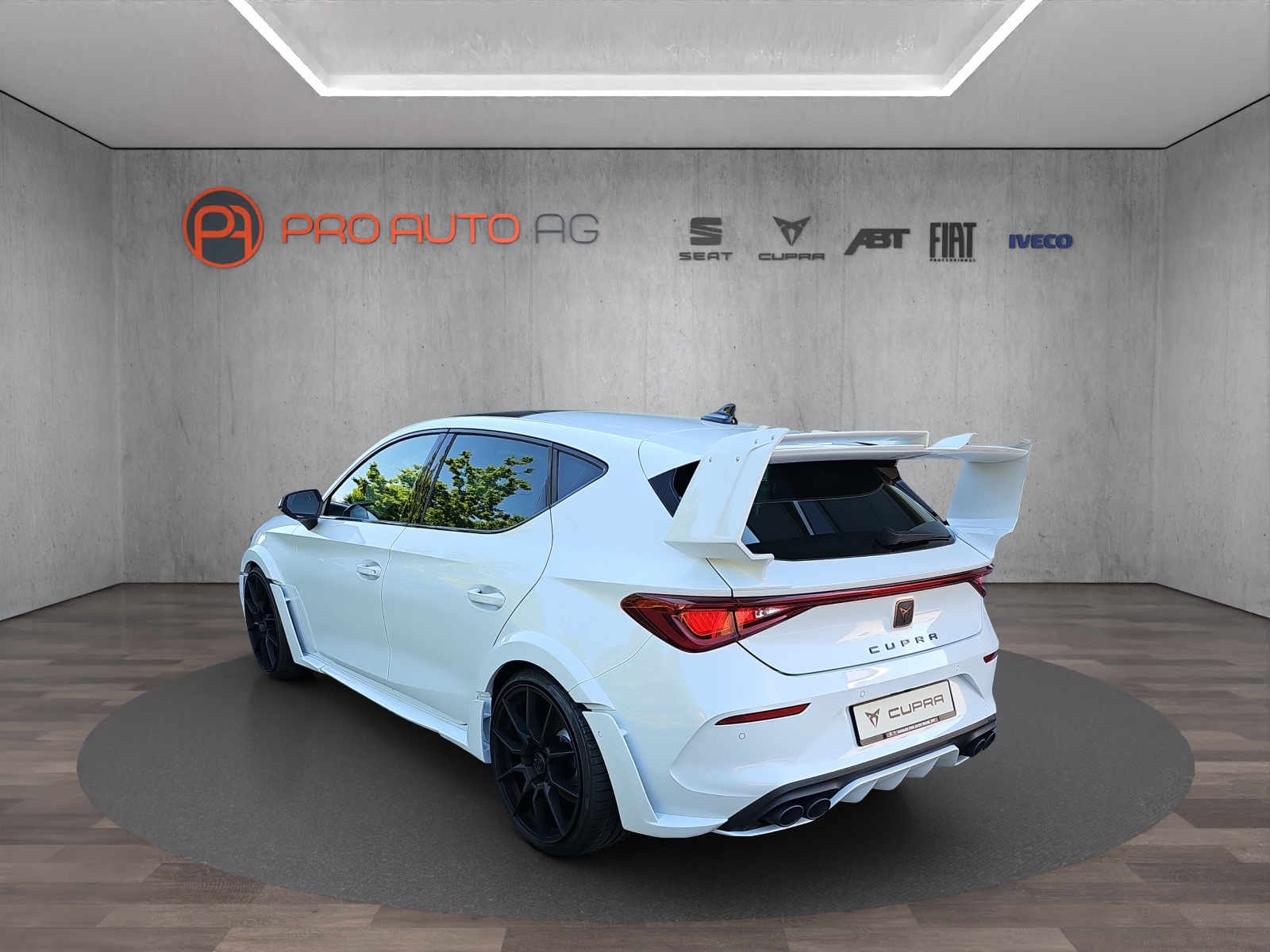 CUPRA LEON VZ 2.0 TSI DSG-image-2