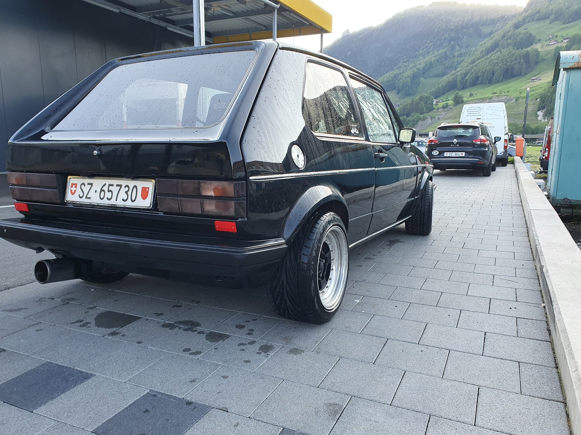 VW Golf 1800 GTI-image-4