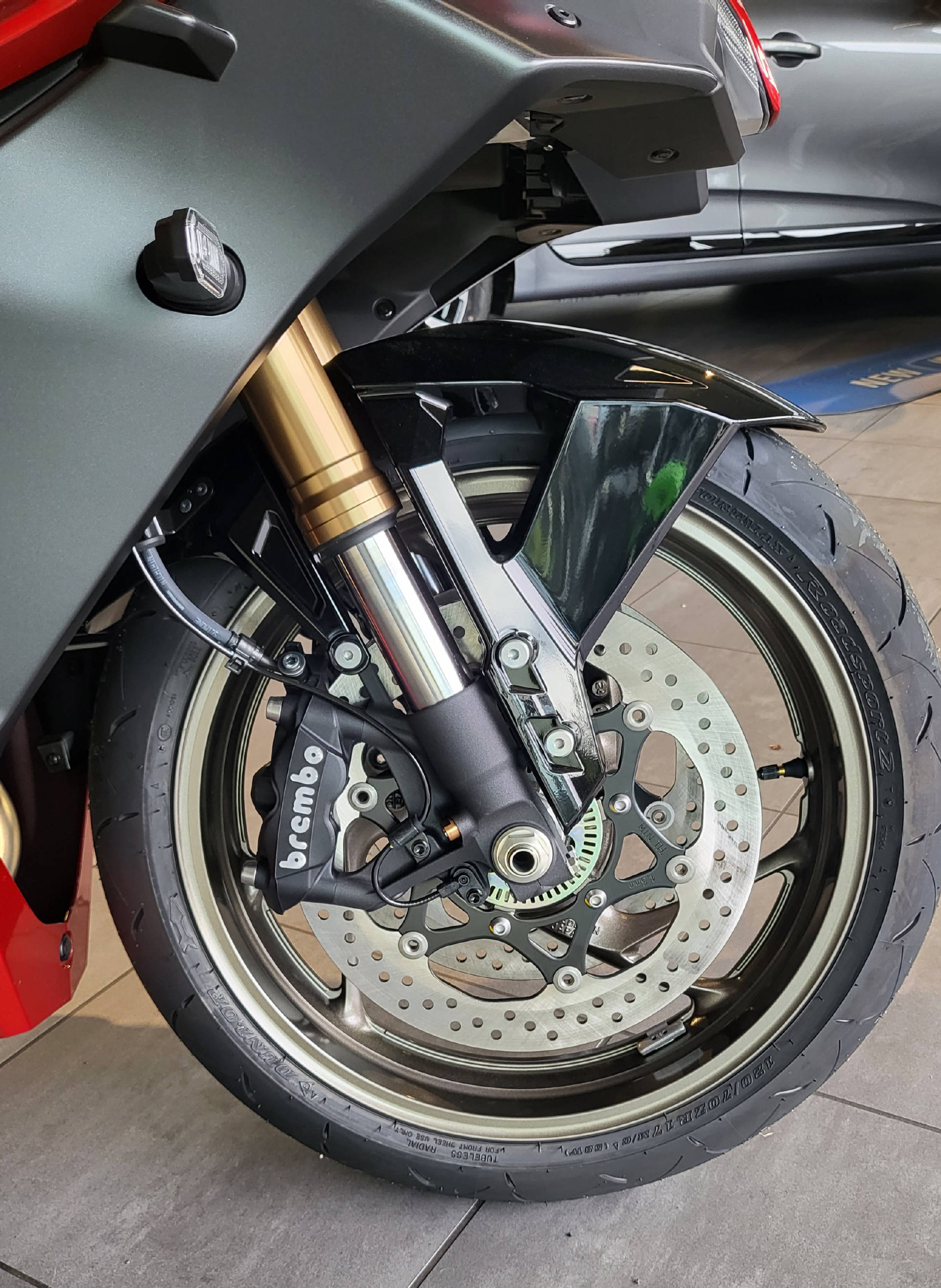 SUZUKI GSX-S 1000 GT-image-3