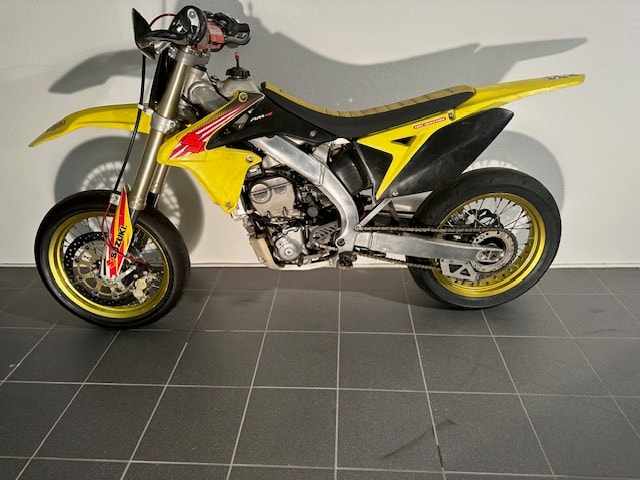 SUZUKI RM-Z 250-image-1