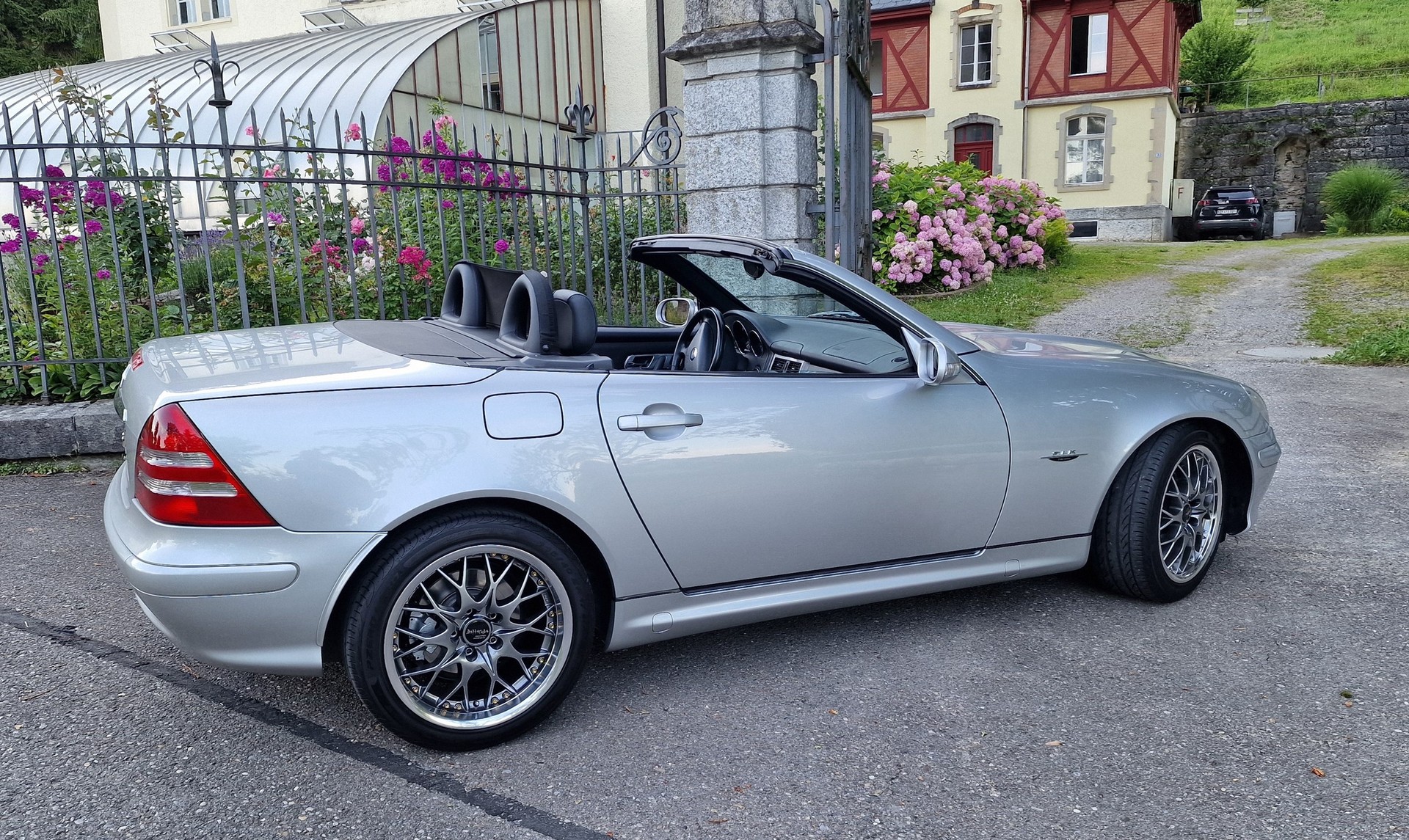 MERCEDES-BENZ SLK 200 Kompressor Final Edition-image-2
