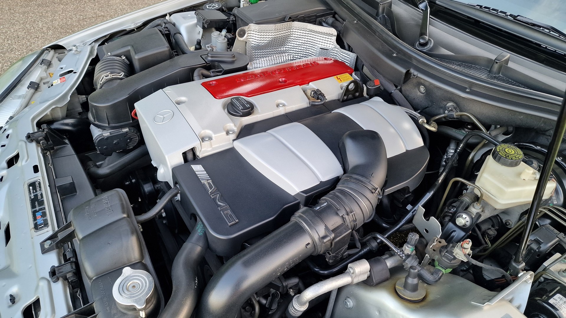 MERCEDES-BENZ SLK 200 Kompressor Final Edition-image-12