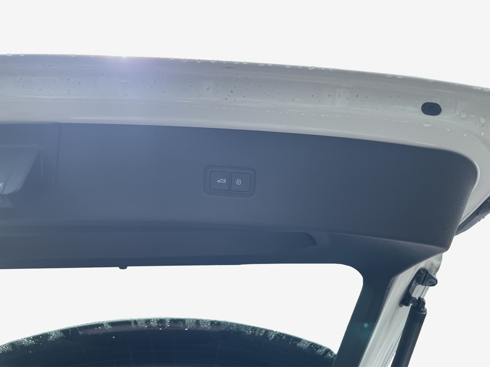 AUDI SQ8 TFSI quattro tiptronic-image-14