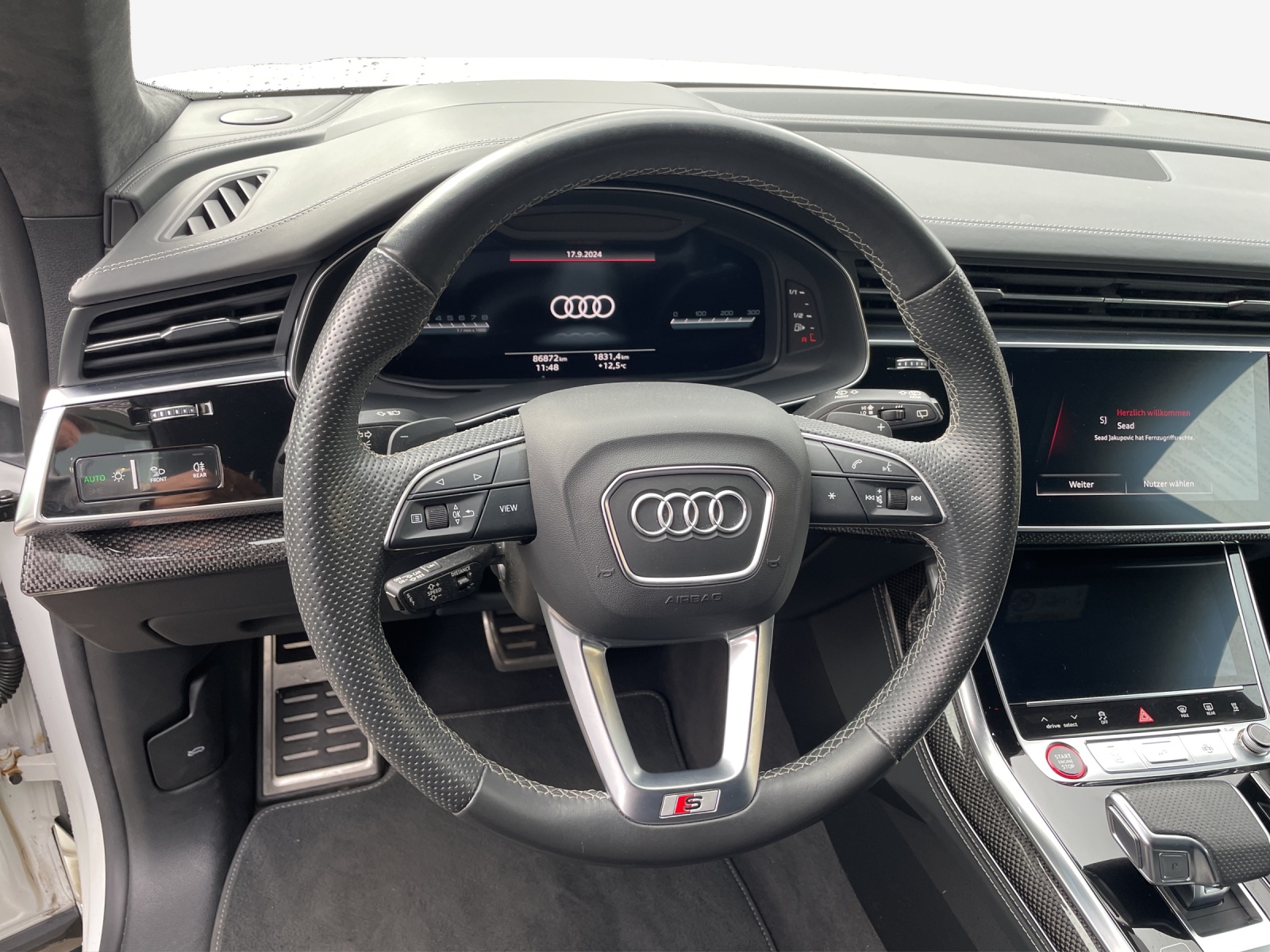 AUDI SQ8 TFSI quattro tiptronic-image-11