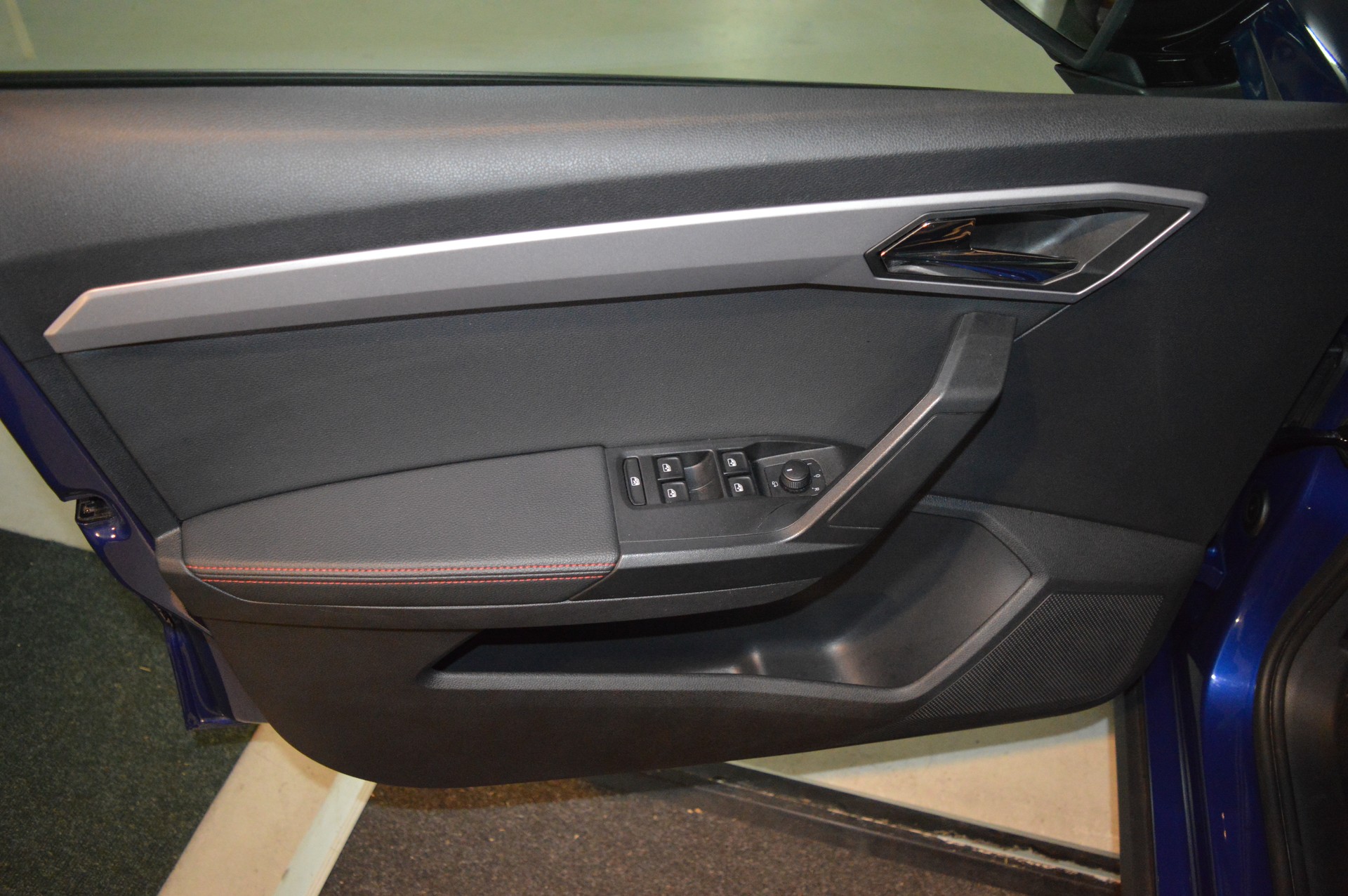 SEAT Arona 1.0 TSI Eco FR DSG-image-26