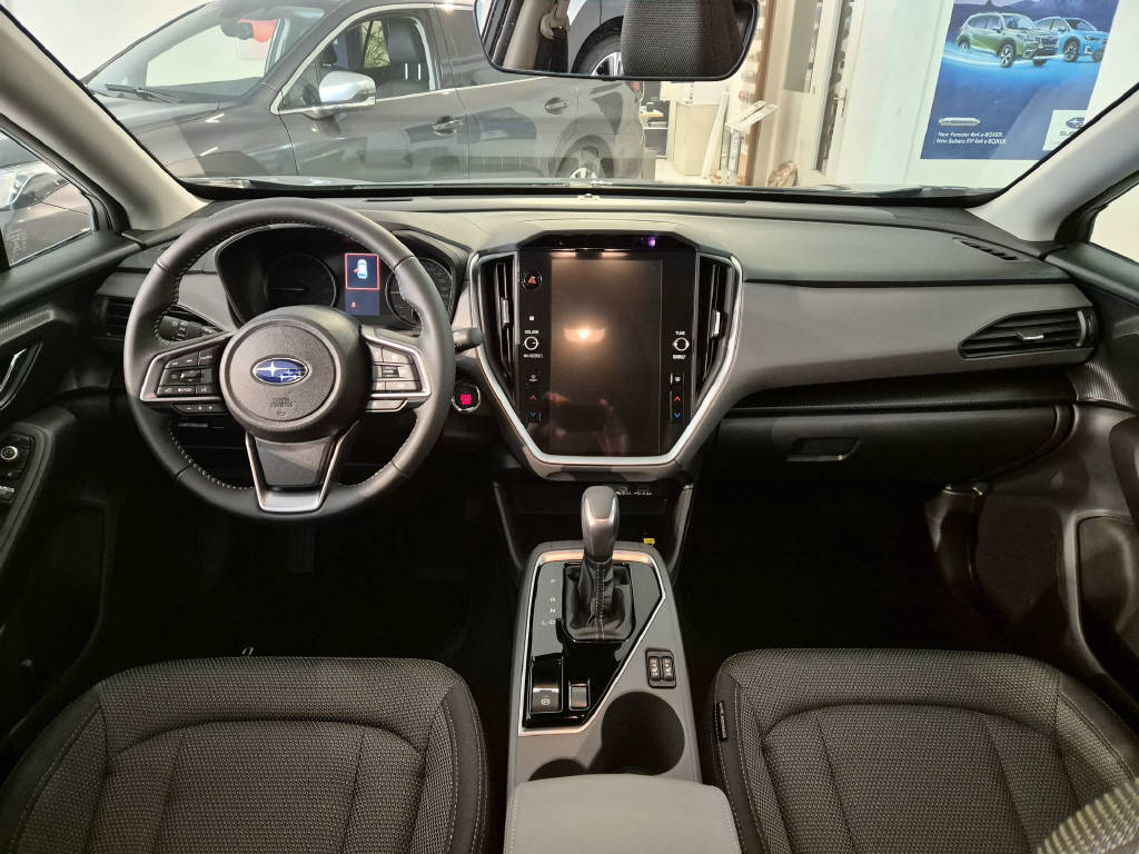 SUBARU Crosstrek 2.0i e-Boxer Swiss Plus-image-5