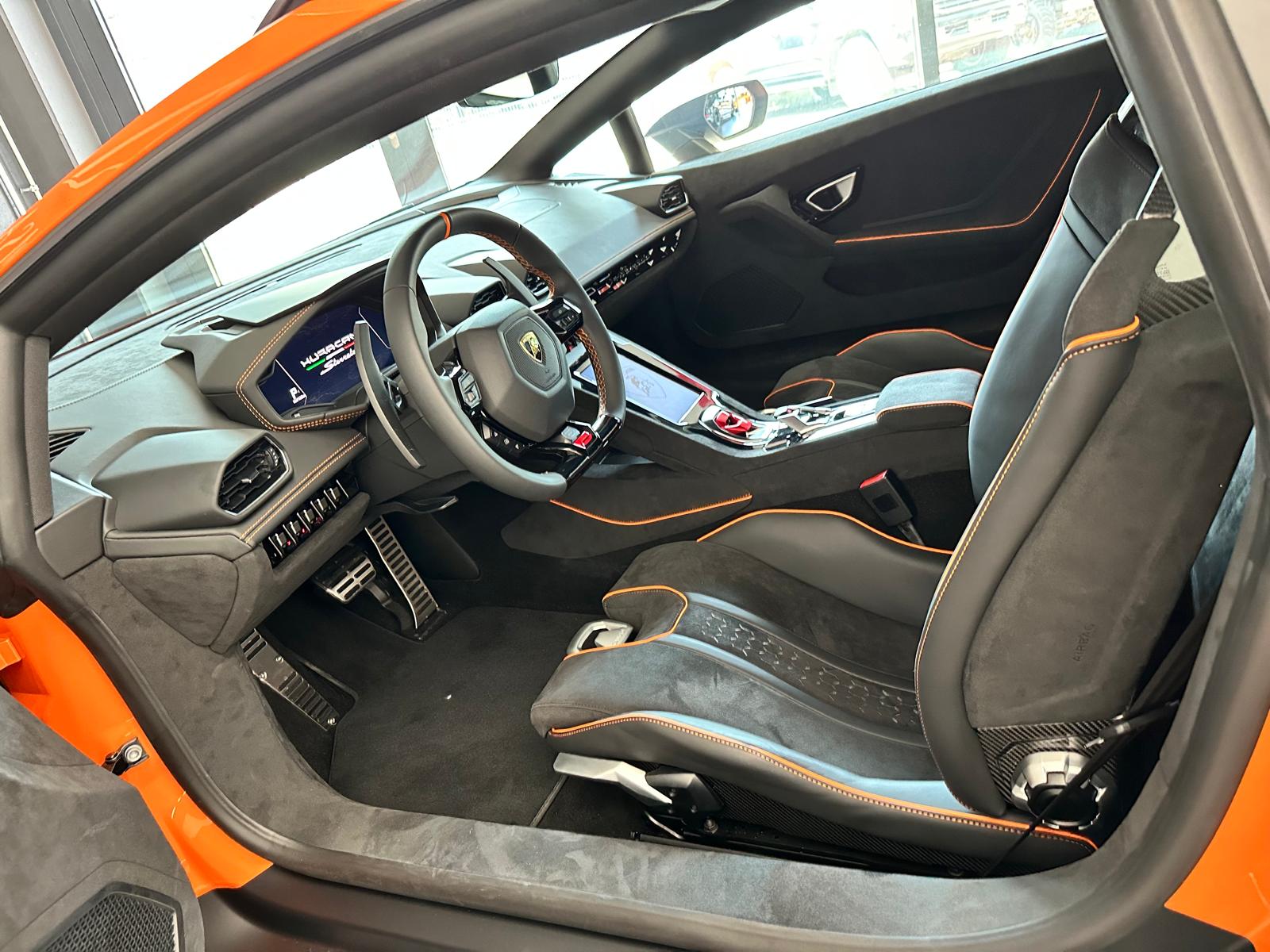 LAMBORGHINI Sterrato-image-5