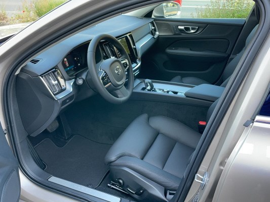 VOLVO V60 B5 AWD MHD PlusBright-image-8