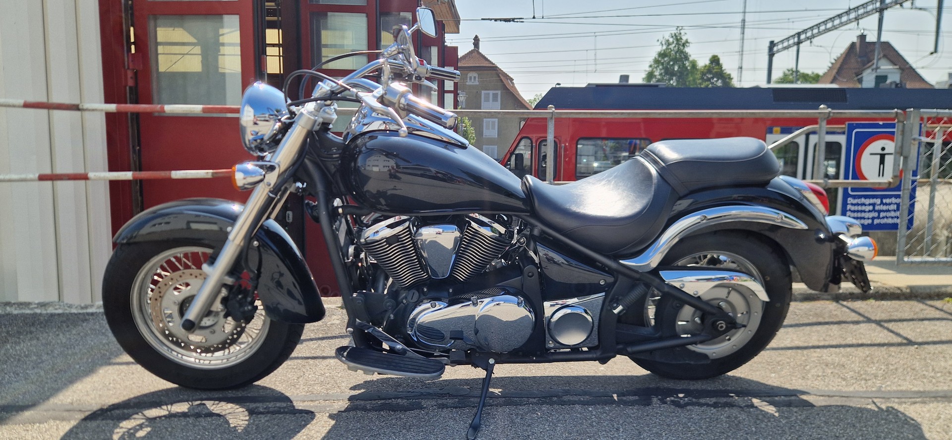 KAWASAKI VN 900 Classic-showroom-element-3