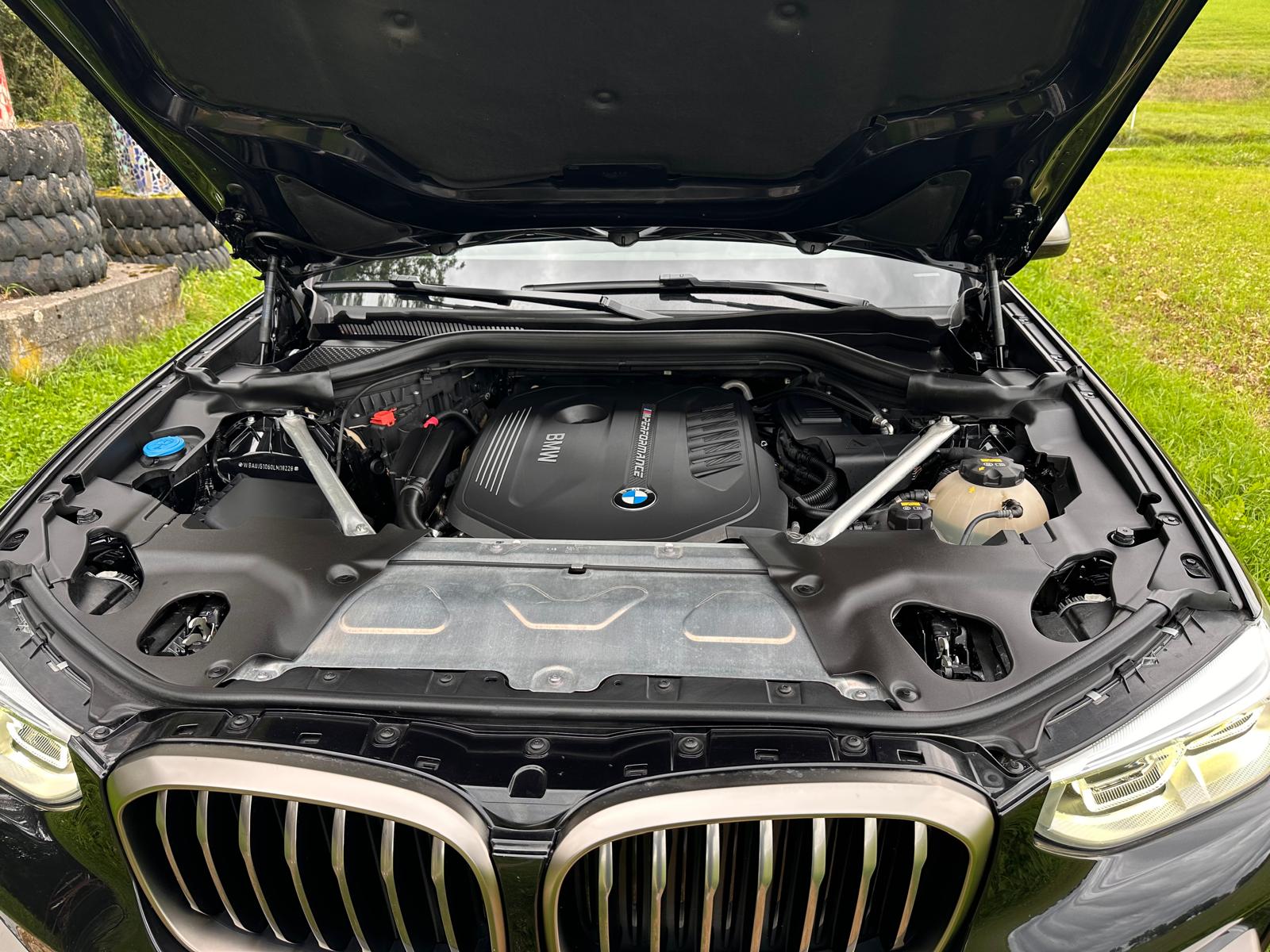 BMW X4 M40i Steptronic-image-4