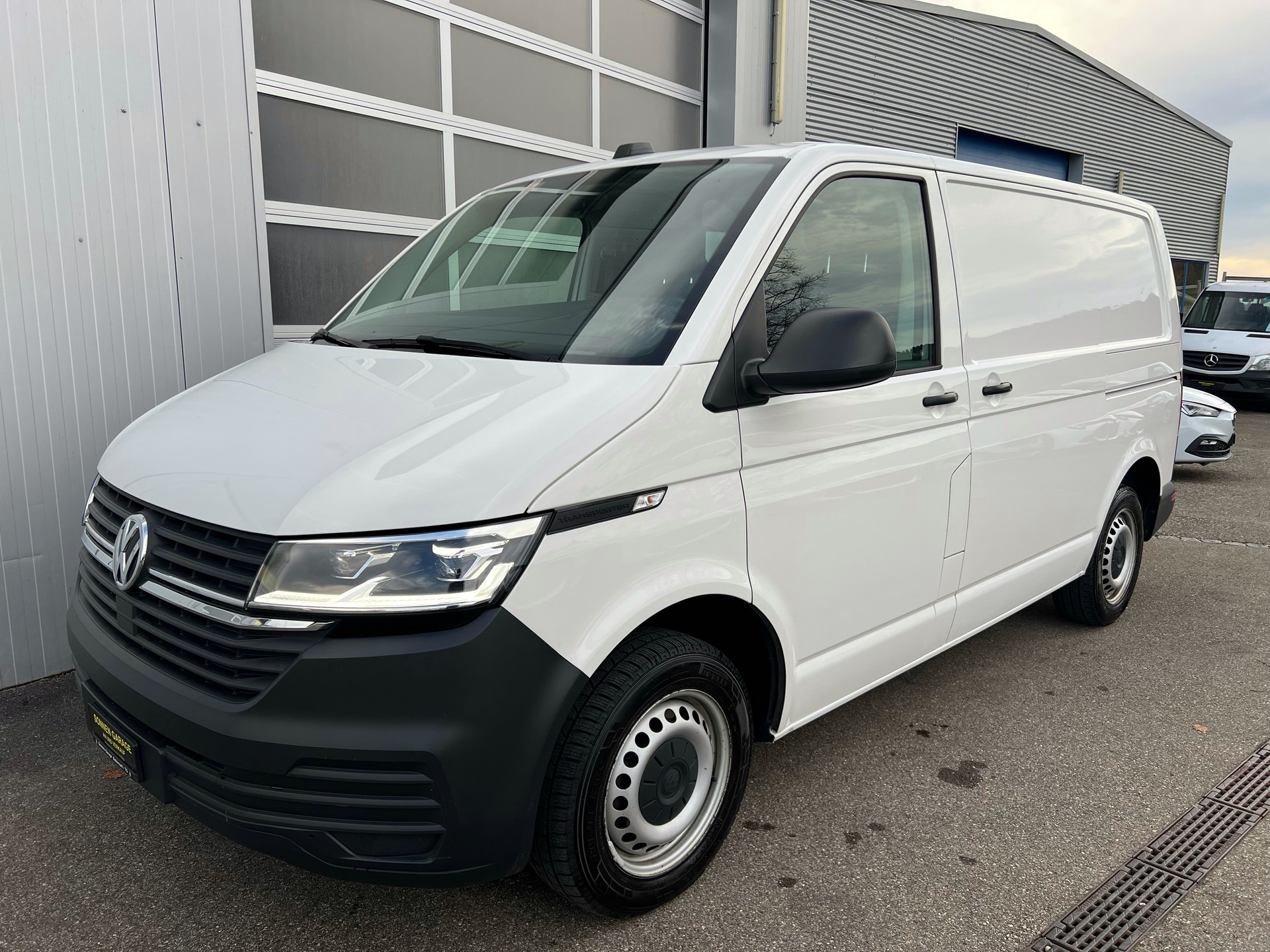 VW T6.1 2.0 TDI DSG-image-2