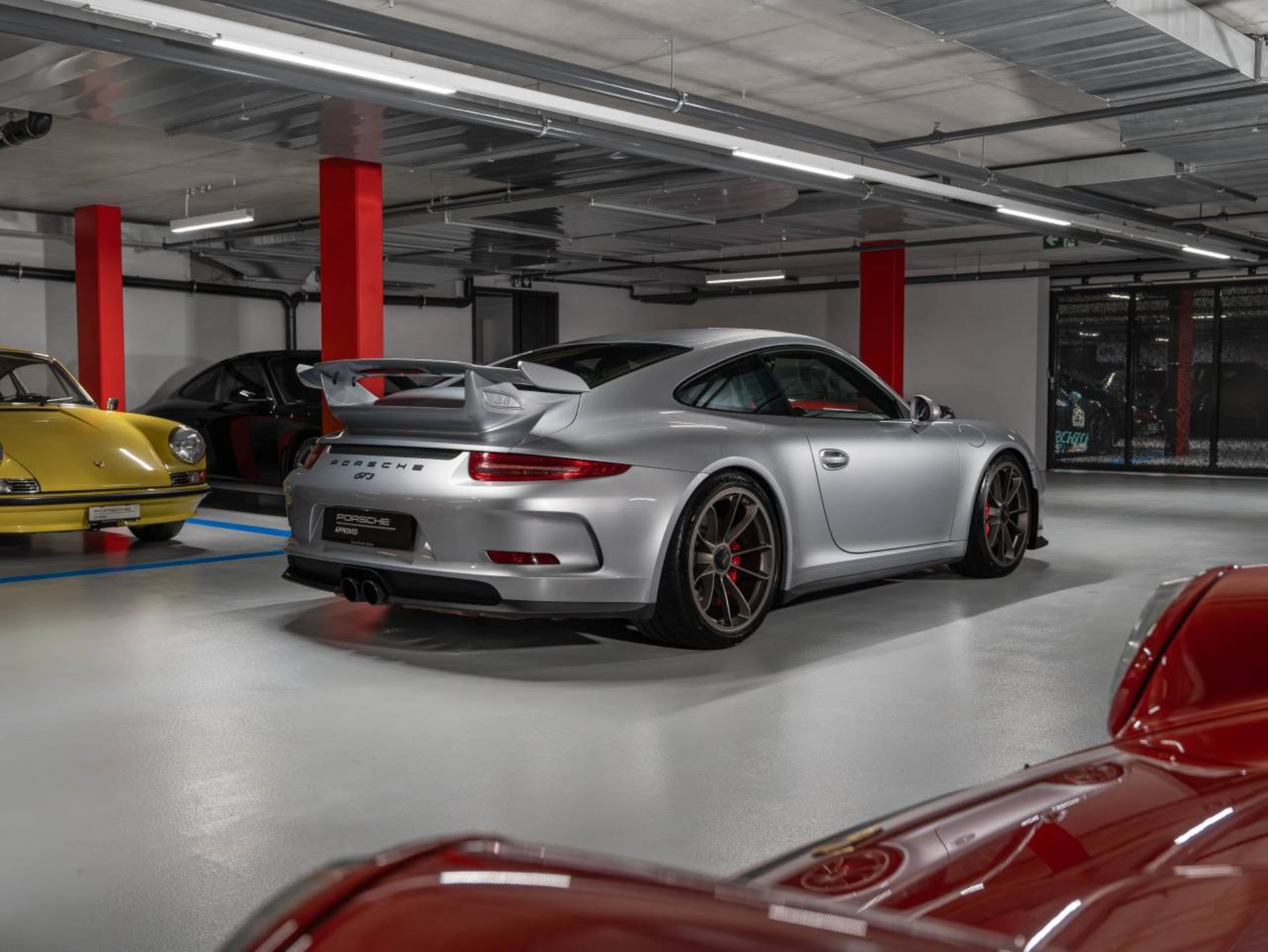 PORSCHE 911 GT3-image-7