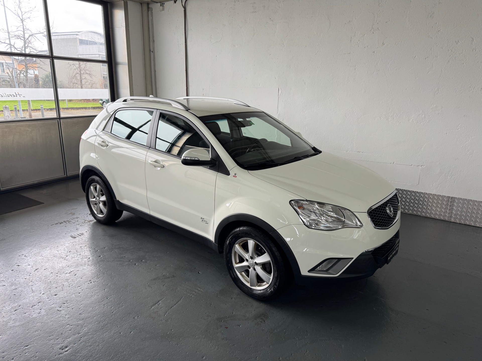 KGM-SsangYong Korando 2.0 e-XDI Quartz 4WD Automatic-image-0
