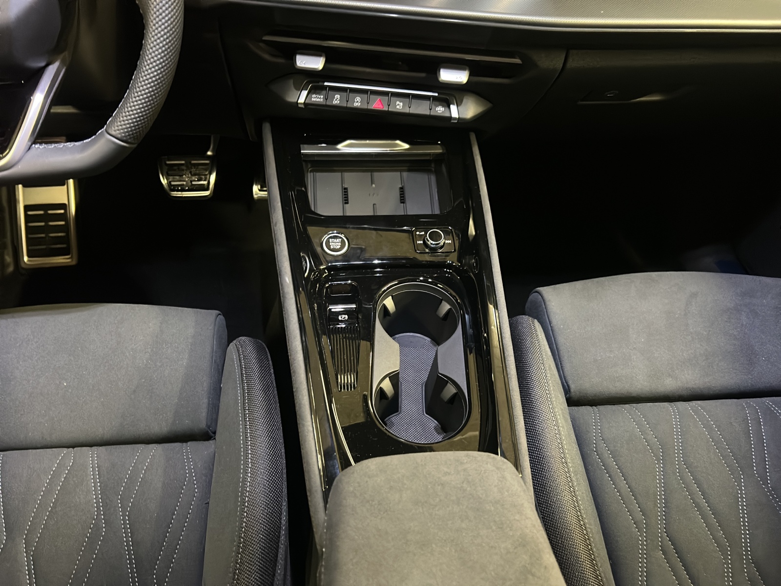 AUDI Q3 SUV 110 kW TFSI S tronic-image-10