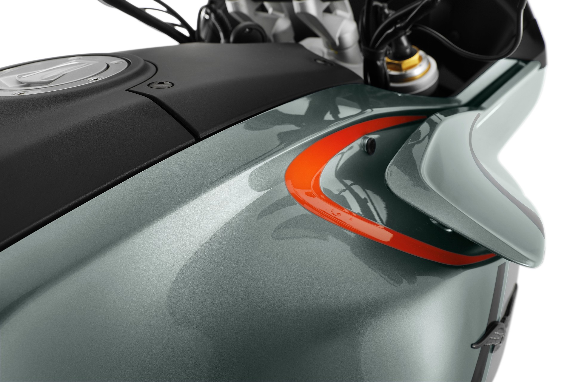MOTO GUZZI V100 Mandello S E5+-image-8