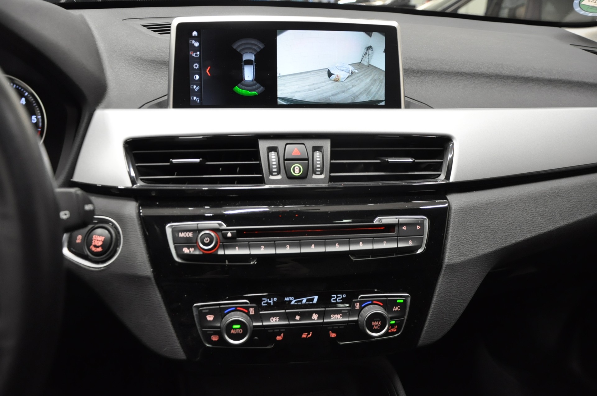 BMW X1 xDrive 20d xLine Steptronic-image-18