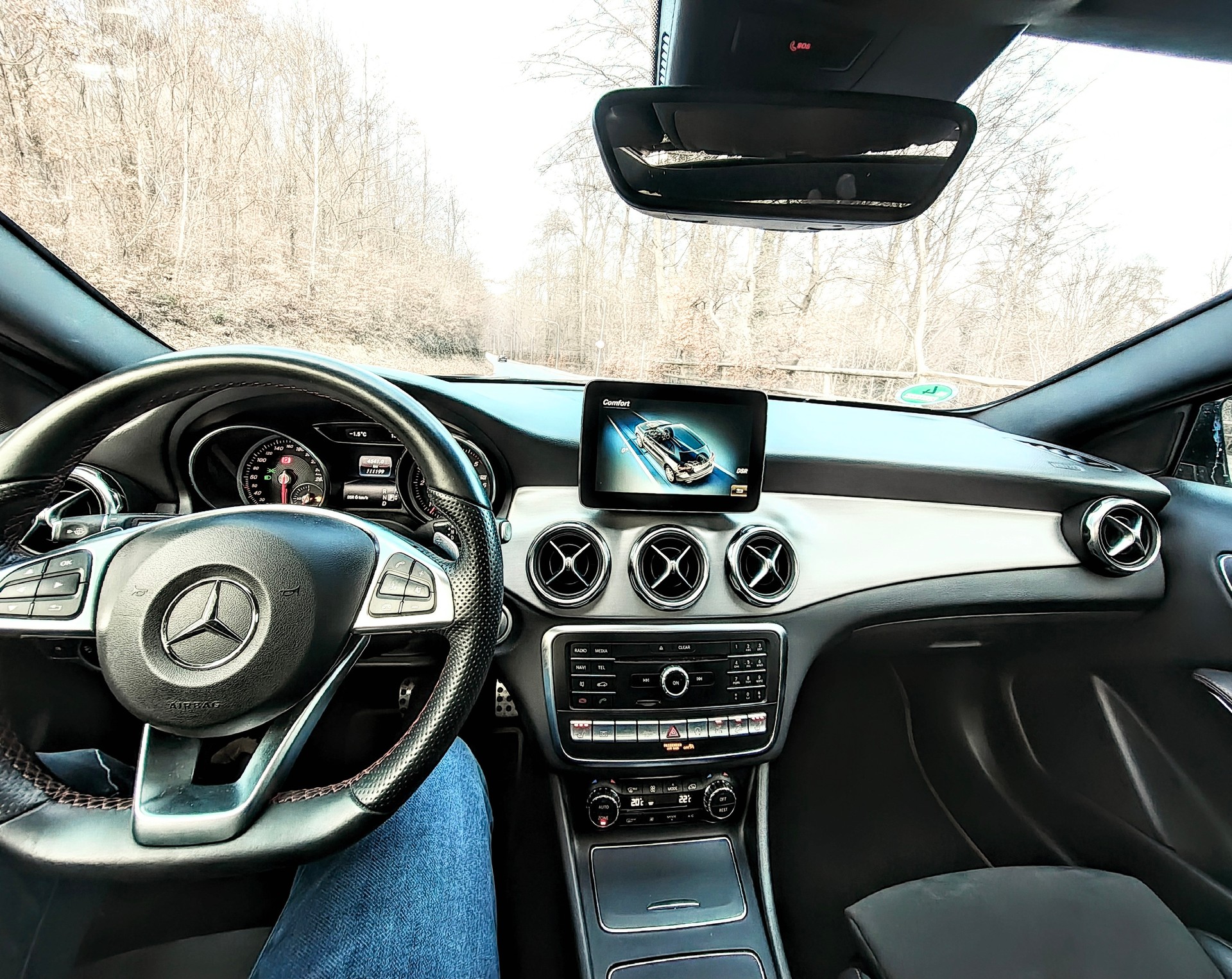MERCEDES-BENZ GLA 200 CDI AMG Line 4Matic 7G-DCT-image-5