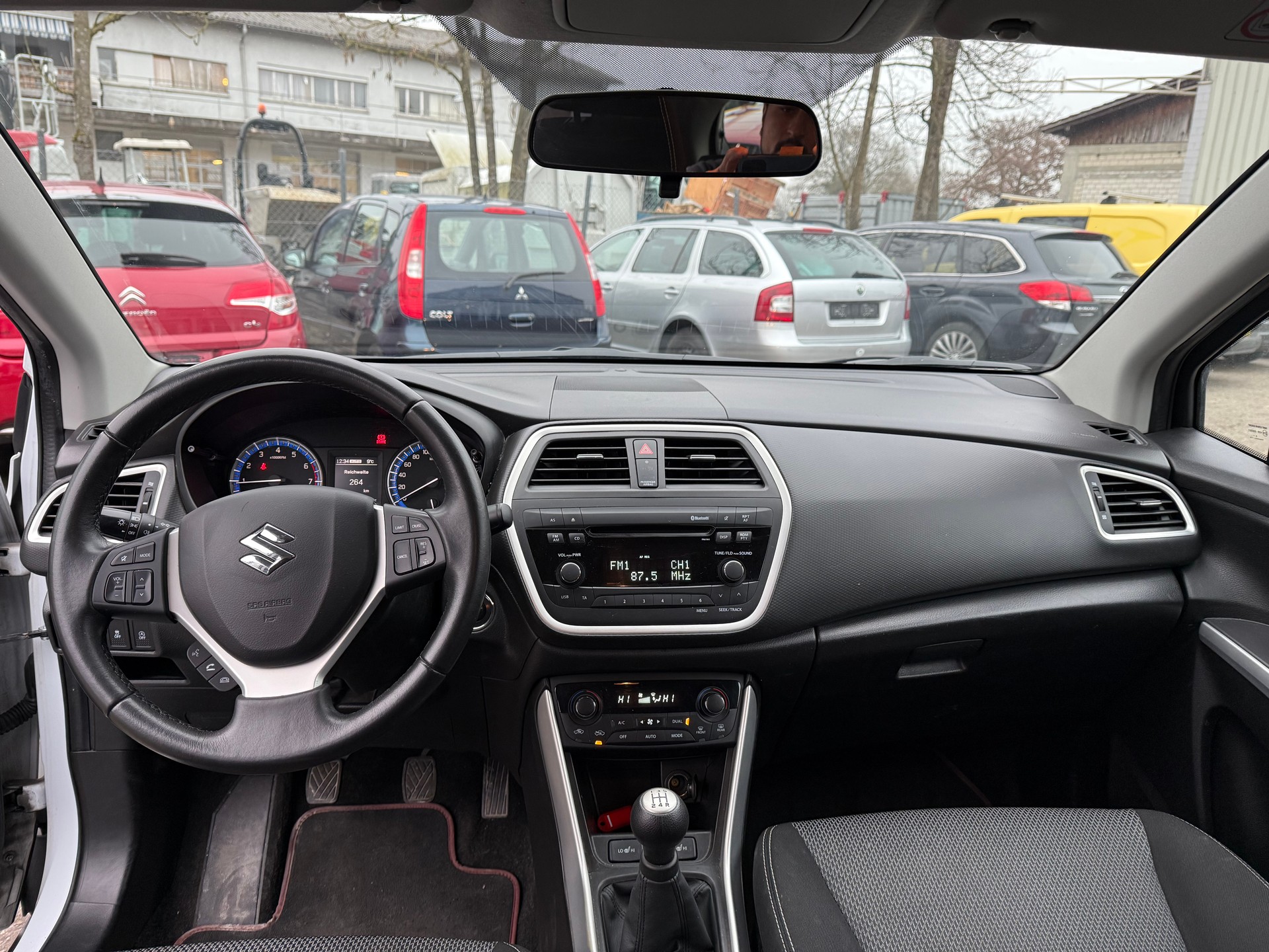 SUZUKI SX4 S-Cross 1.6 16V PizSulai 4WD-image-9