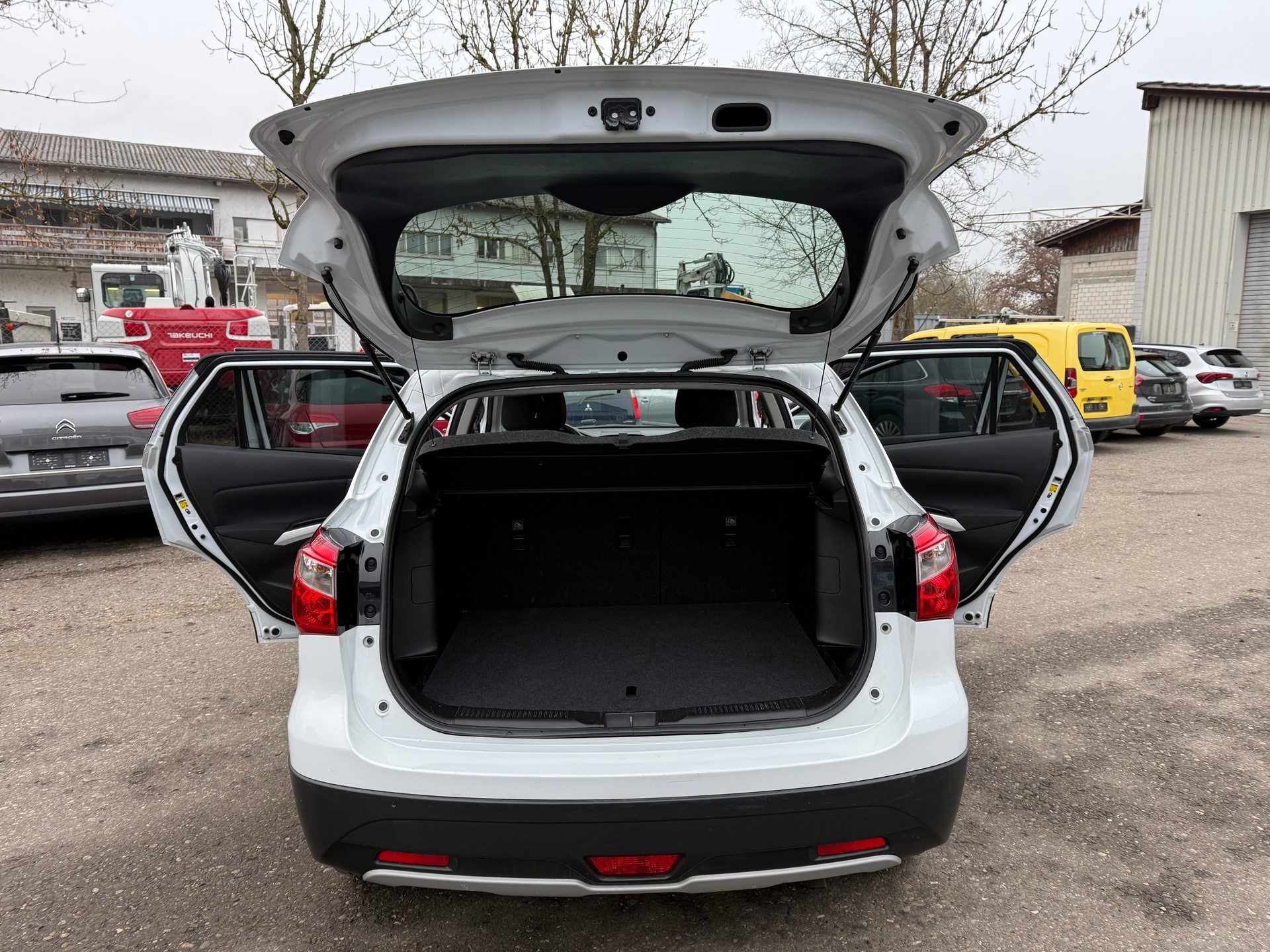 SUZUKI SX4 S-Cross 1.6 16V PizSulai 4WD-image-10
