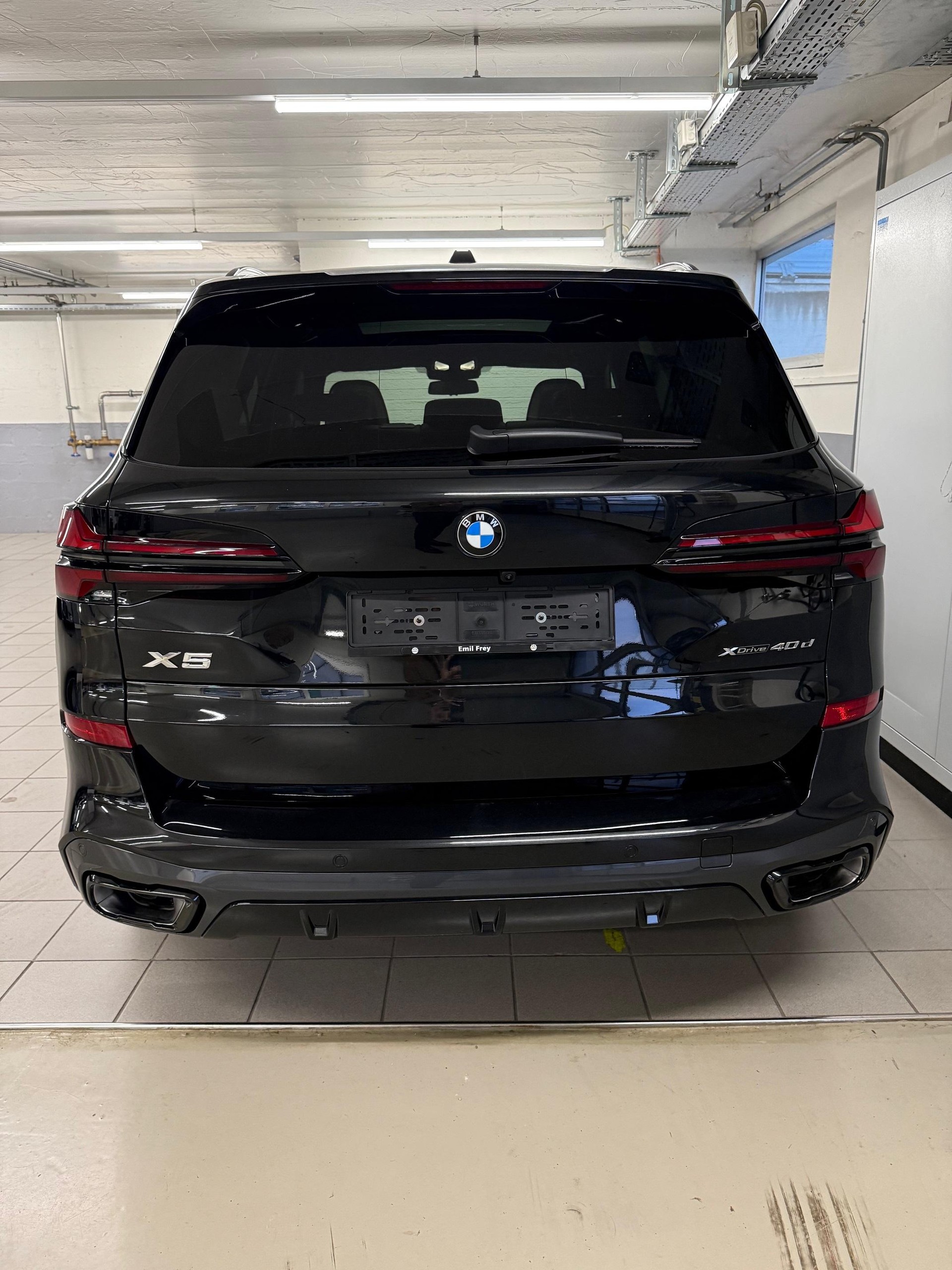 BMW X5 40d xDrive SAG-image-3