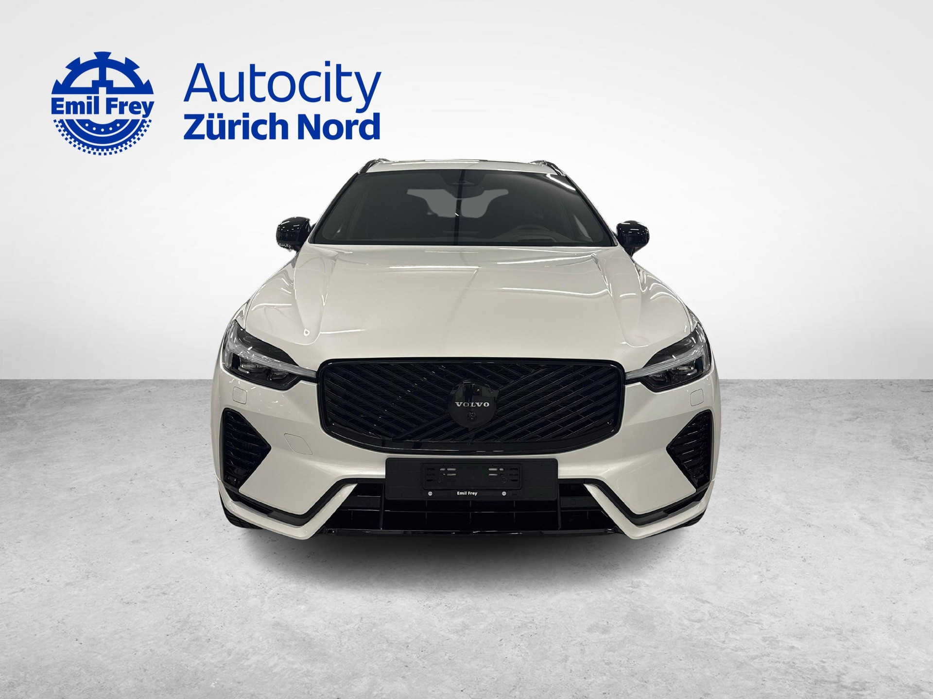 VOLVO XC60 2.0 T6 TE Black Edition eAWD-image-7