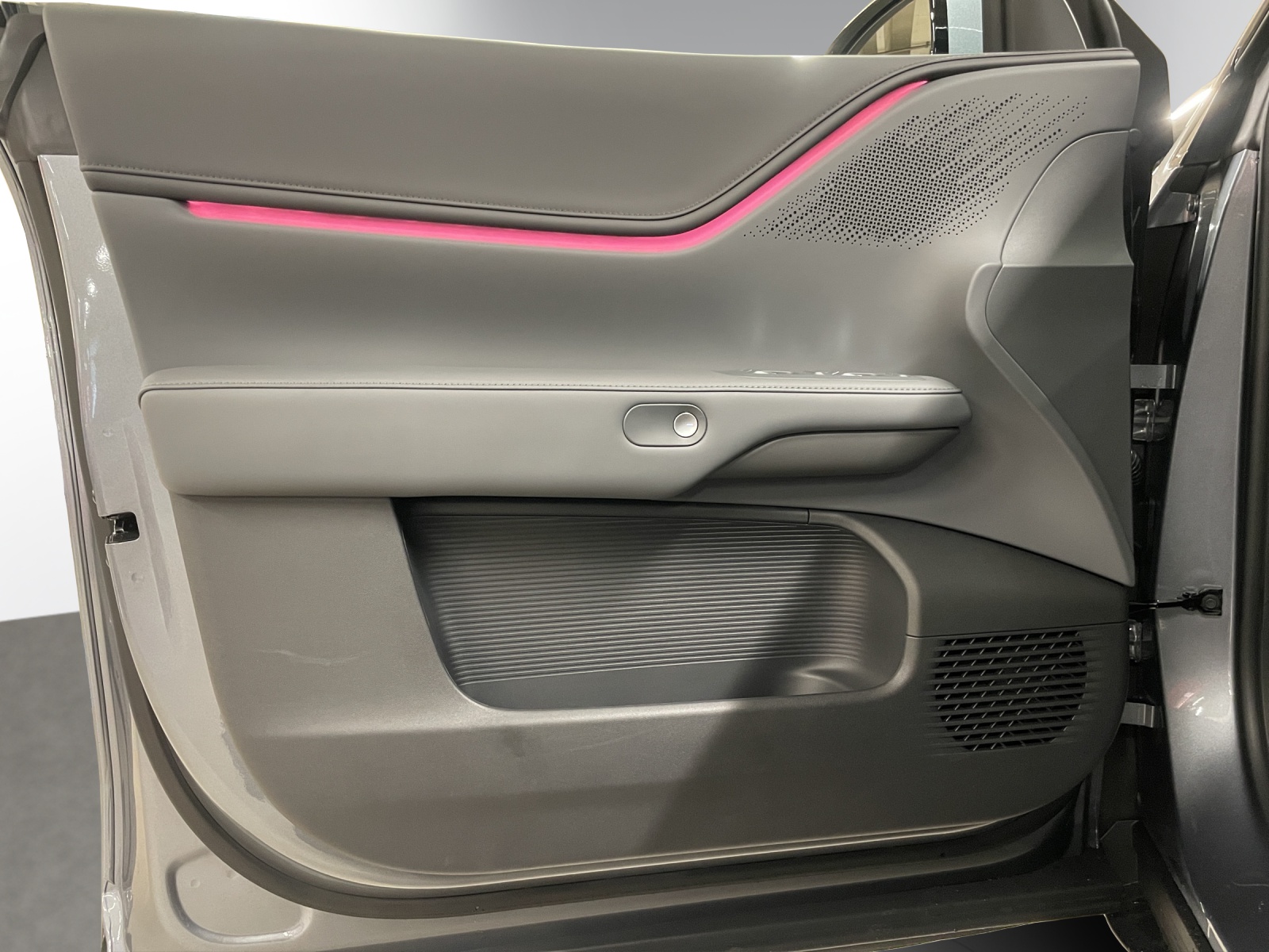 XPENG G6 87,5kWh Performance AWD-image-5