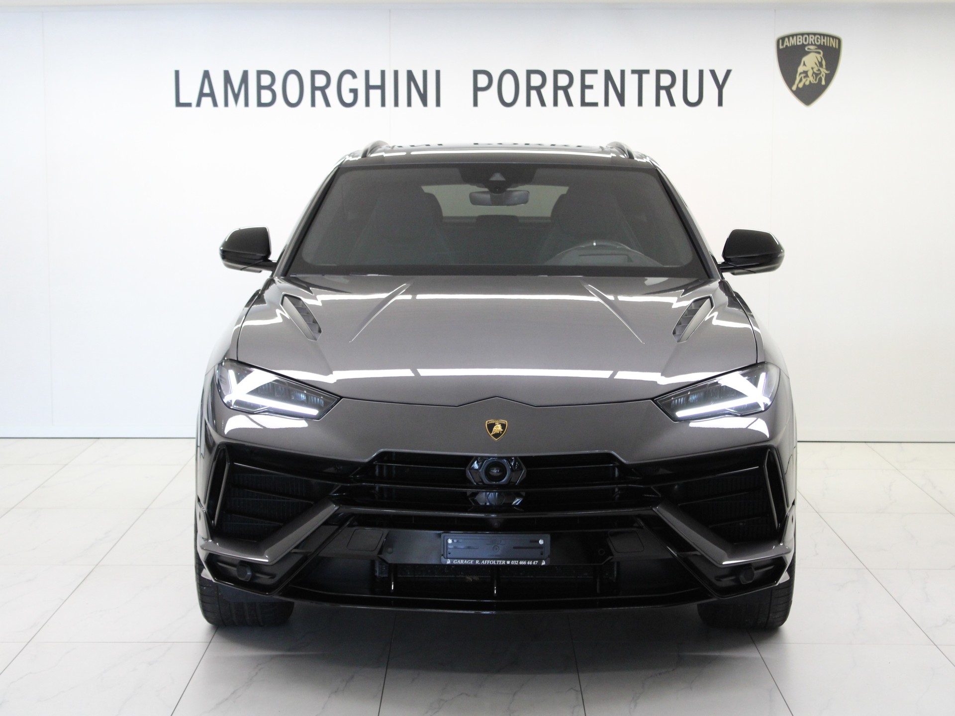 LAMBORGHINI Urus S-image-4